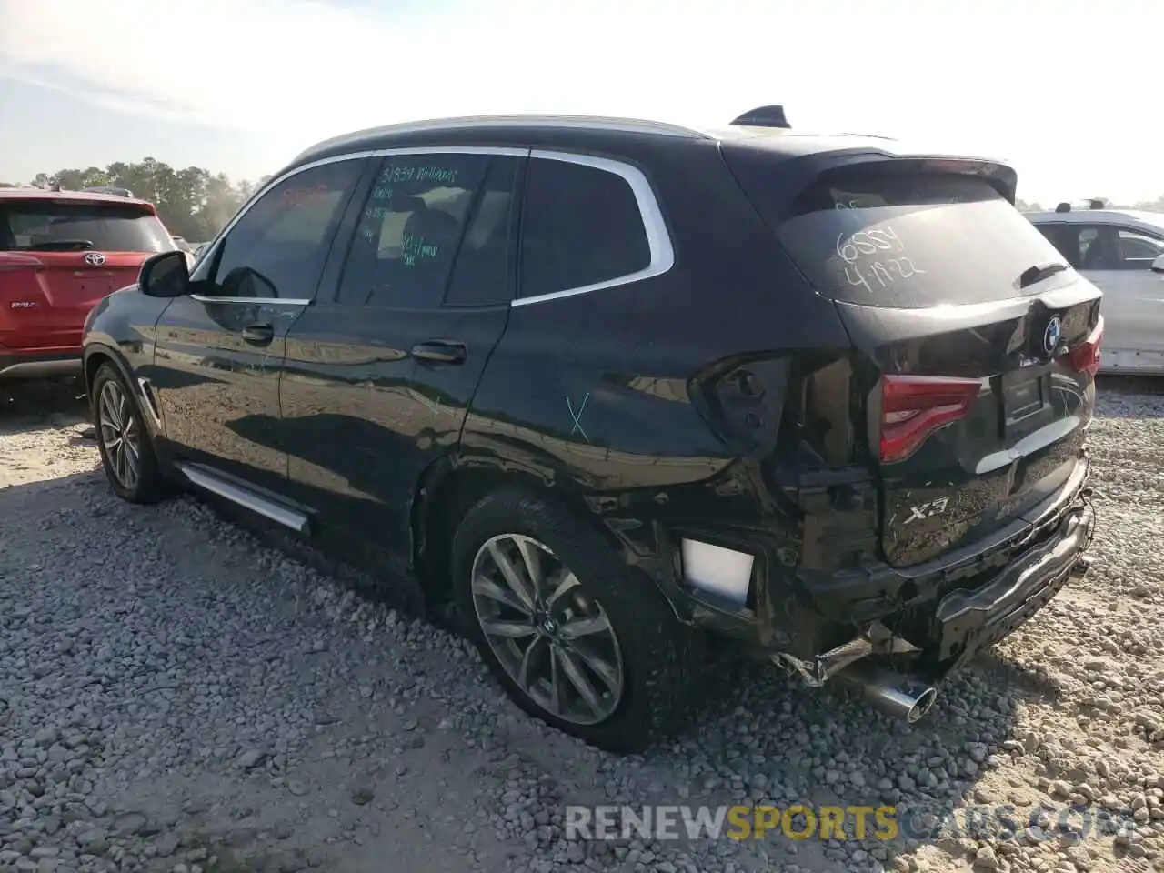 3 Photograph of a damaged car 5UXTR7C50KLR46554 BMW X3 2019