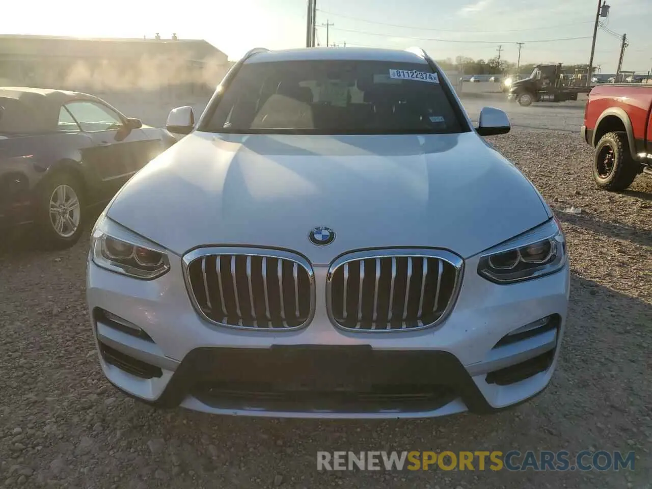 5 Photograph of a damaged car 5UXTR7C50KLR46862 BMW X3 2019