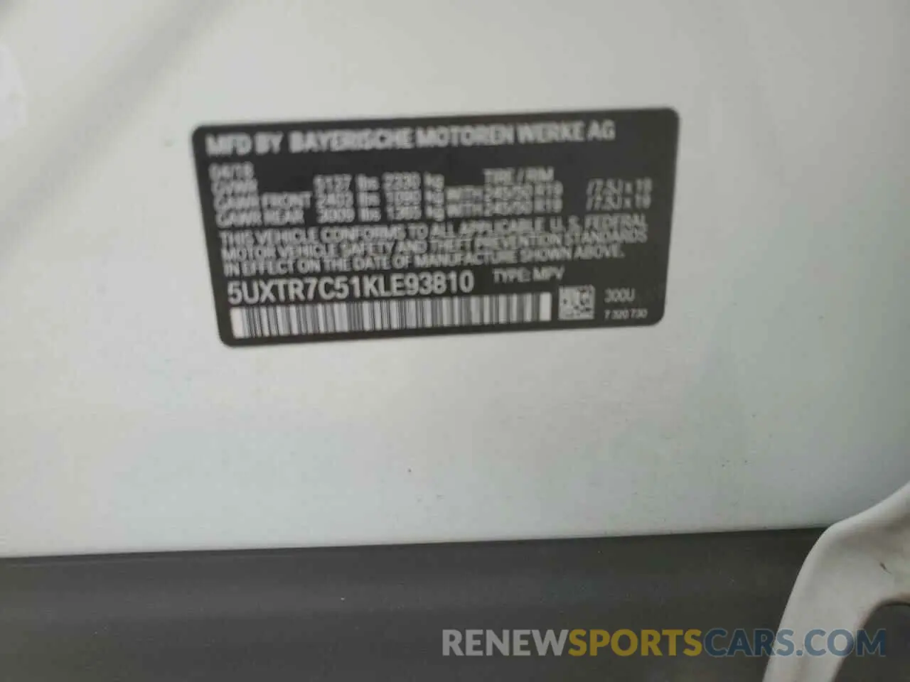 13 Photograph of a damaged car 5UXTR7C51KLE93810 BMW X3 2019