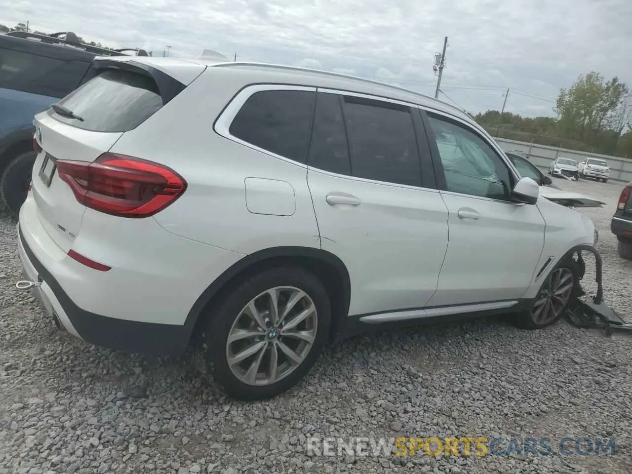 3 Photograph of a damaged car 5UXTR7C51KLE93810 BMW X3 2019