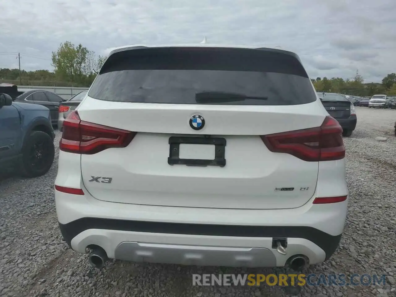 6 Photograph of a damaged car 5UXTR7C51KLE93810 BMW X3 2019
