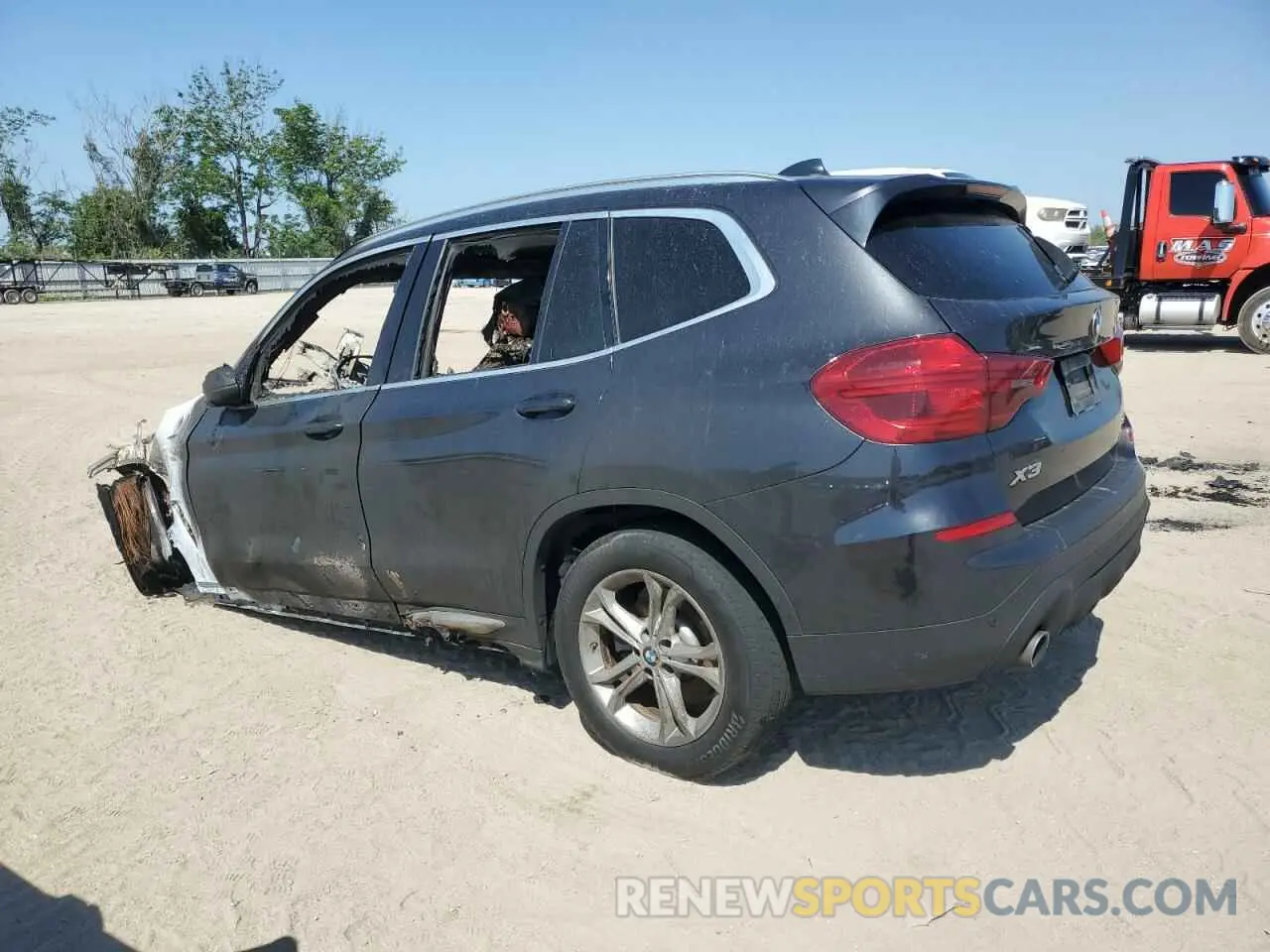 2 Photograph of a damaged car 5UXTR7C51KLE94925 BMW X3 2019