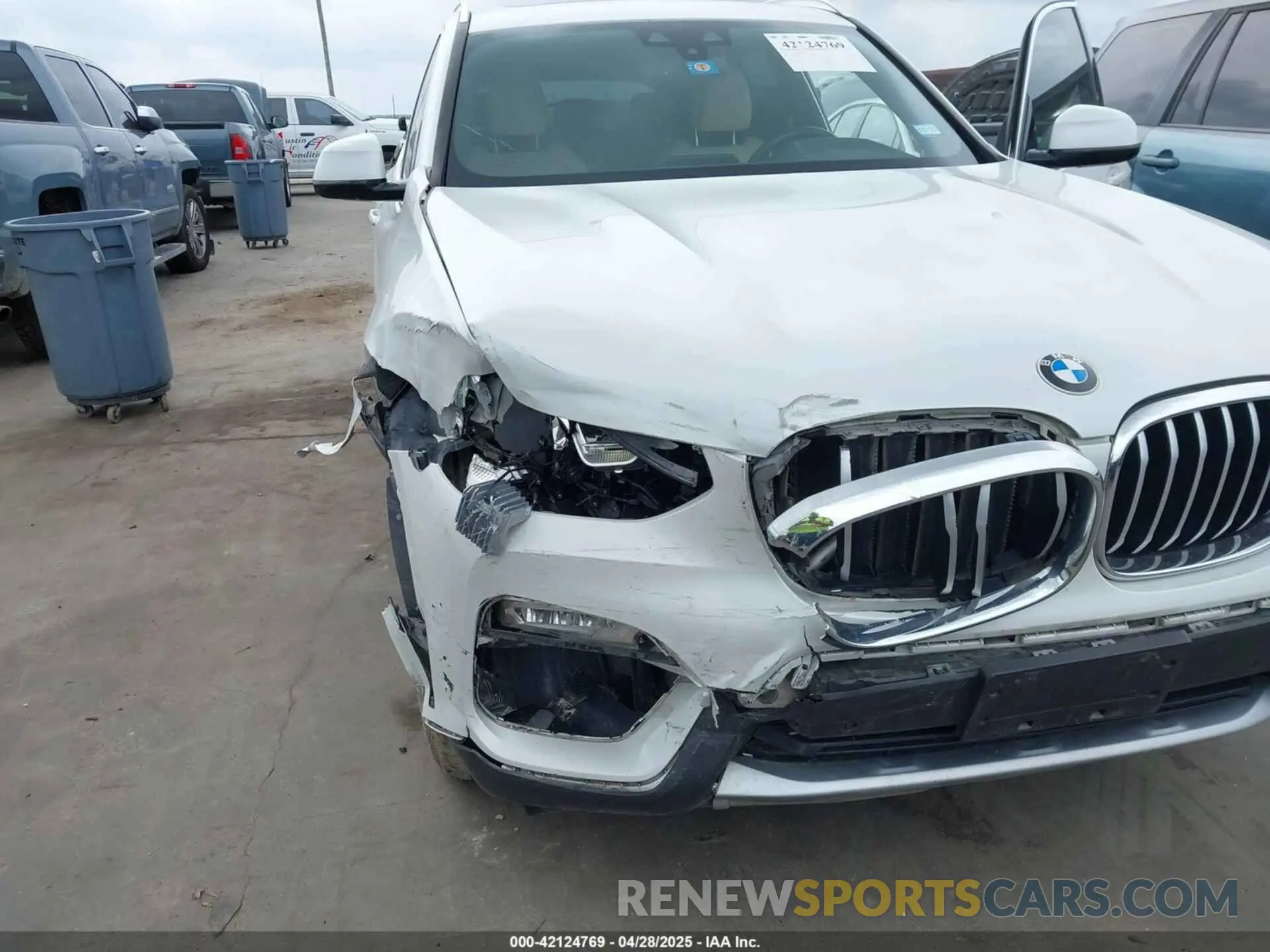 6 Photograph of a damaged car 5UXTR7C51KLE97856 BMW X3 2019