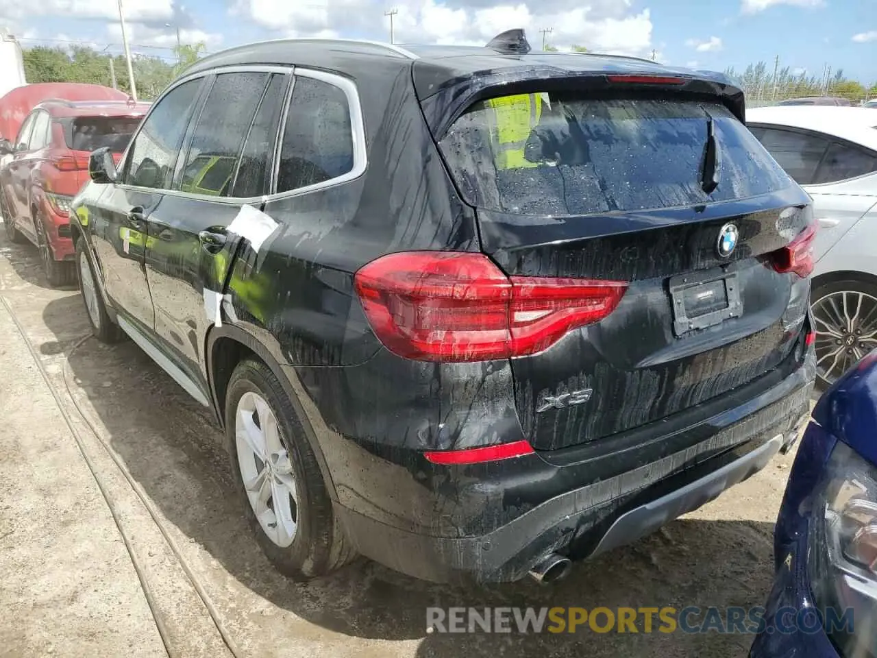 3 Photograph of a damaged car 5UXTR7C51KLE98716 BMW X3 2019