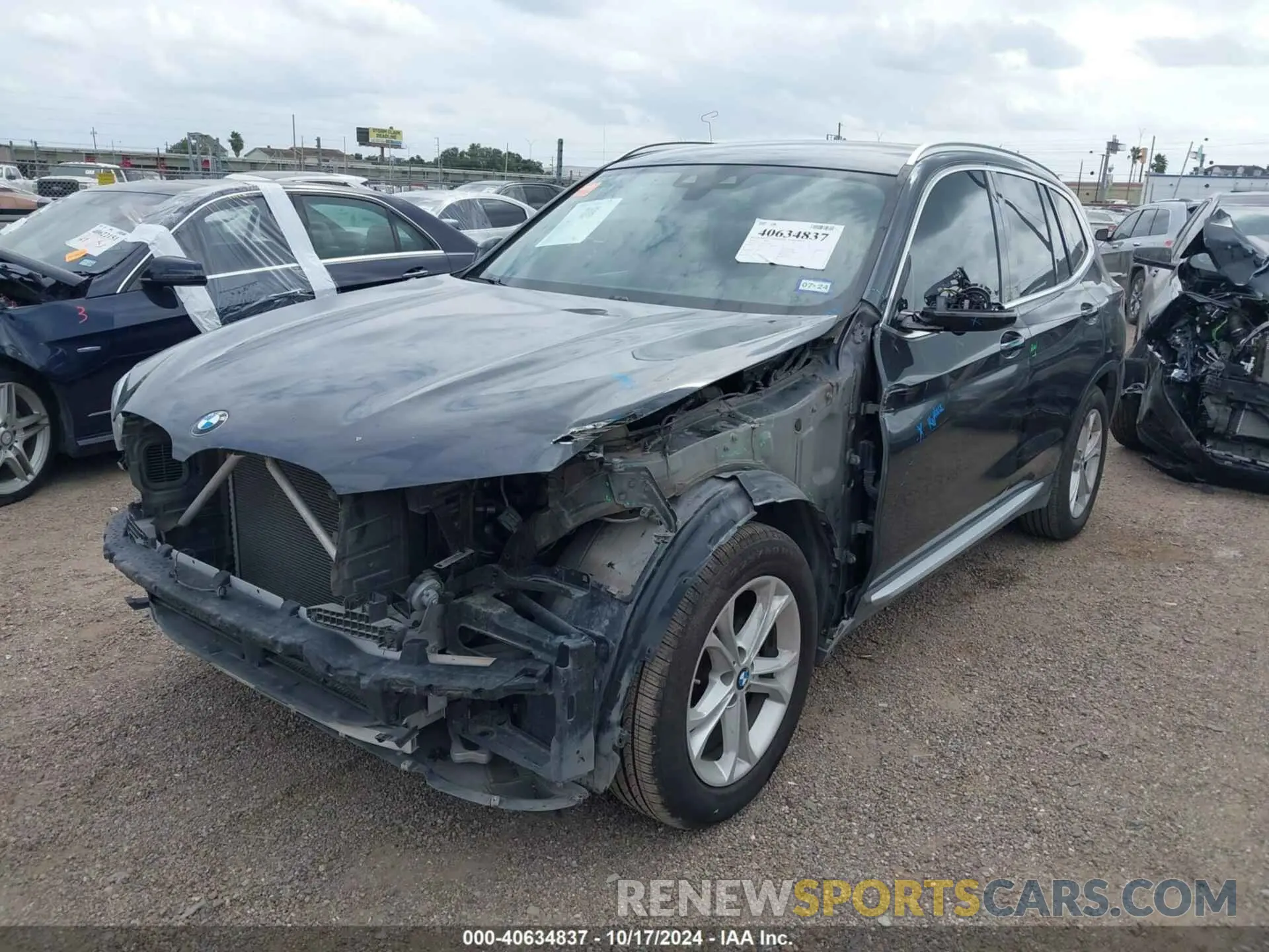 2 Photograph of a damaged car 5UXTR7C51KLF32752 BMW X3 2019