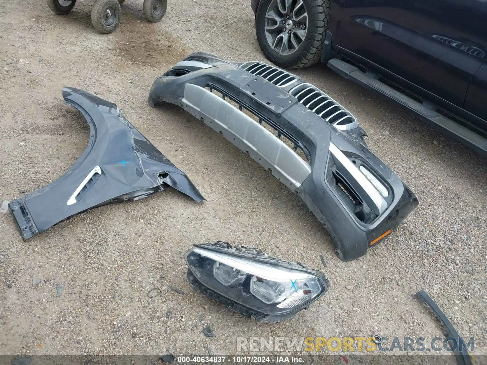 20 Photograph of a damaged car 5UXTR7C51KLF32752 BMW X3 2019