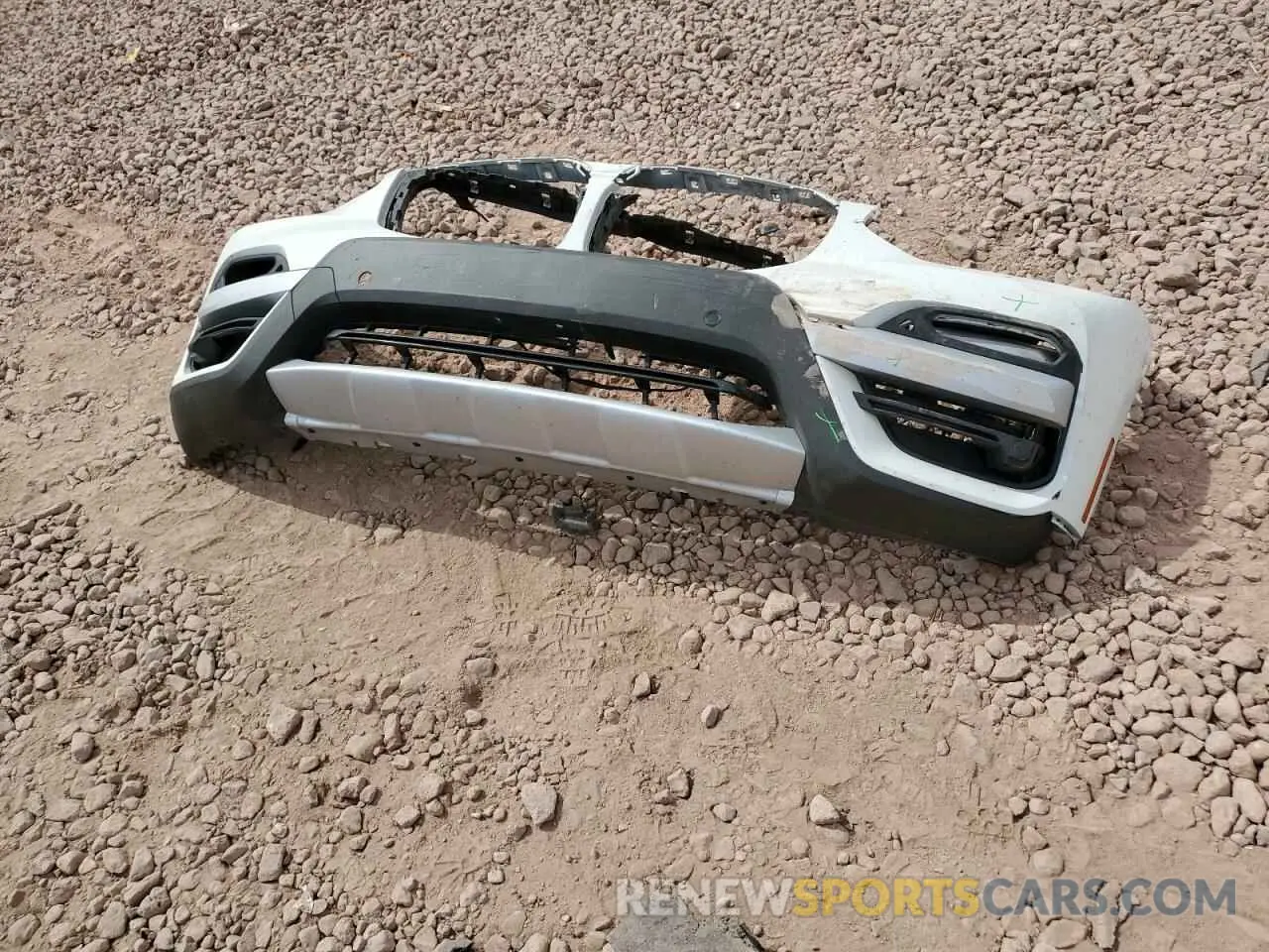 13 Photograph of a damaged car 5UXTR7C51KLF33478 BMW X3 2019