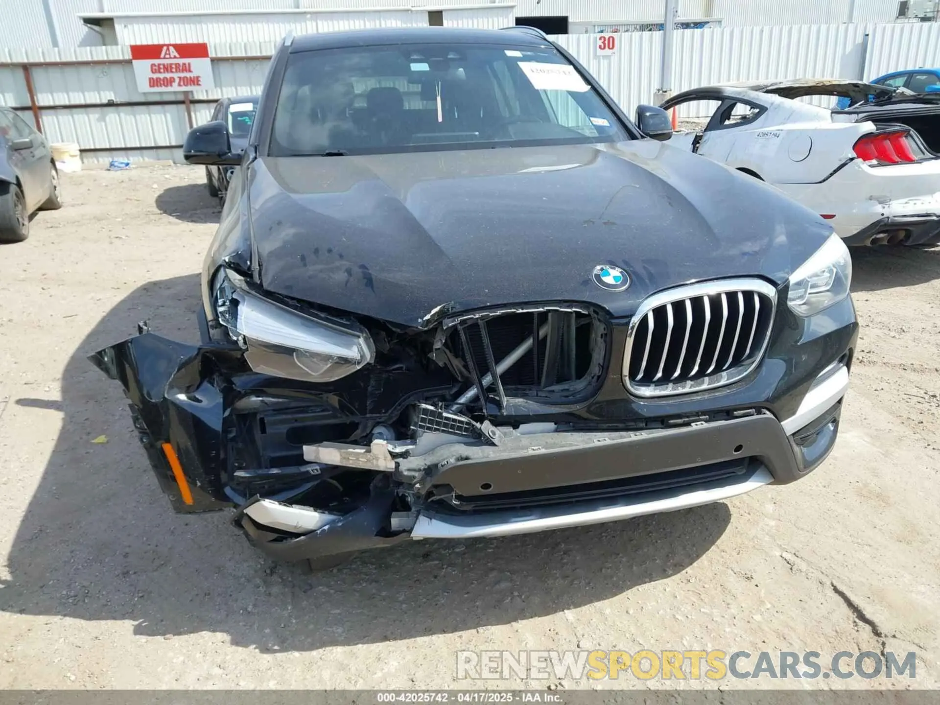 6 Photograph of a damaged car 5UXTR7C51KLR47213 BMW X3 2019