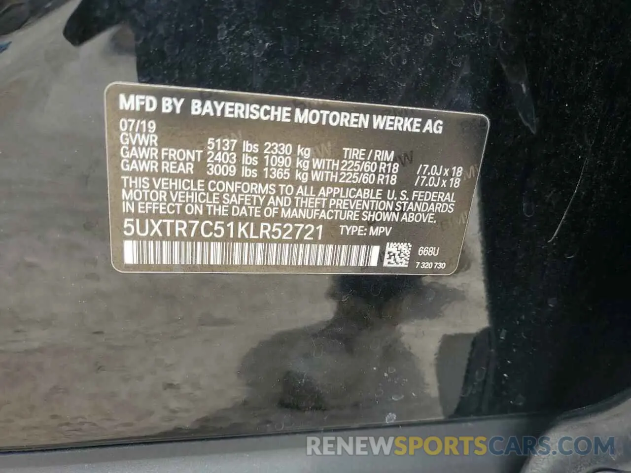13 Photograph of a damaged car 5UXTR7C51KLR52721 BMW X3 2019