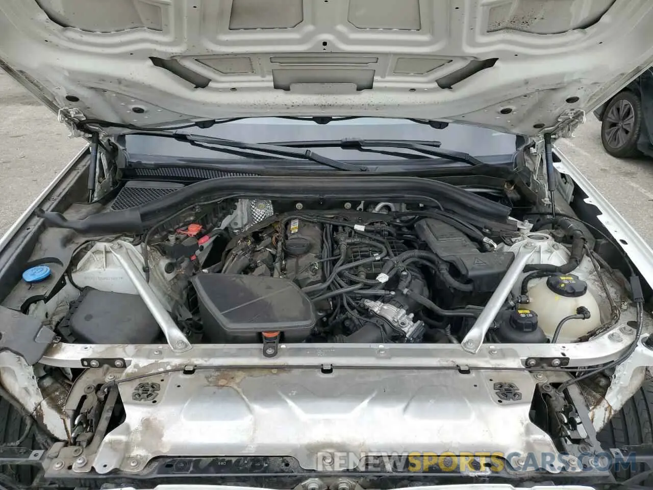 12 Photograph of a damaged car 5UXTR7C52KLE96957 BMW X3 2019