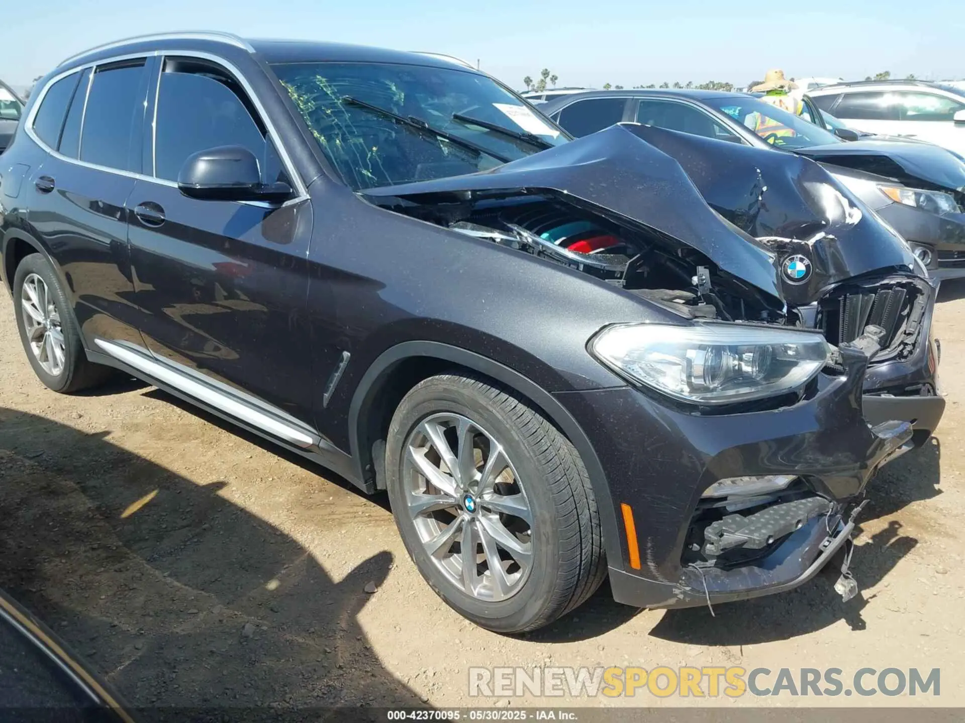 1 Photograph of a damaged car 5UXTR7C52KLE98286 BMW X3 2019