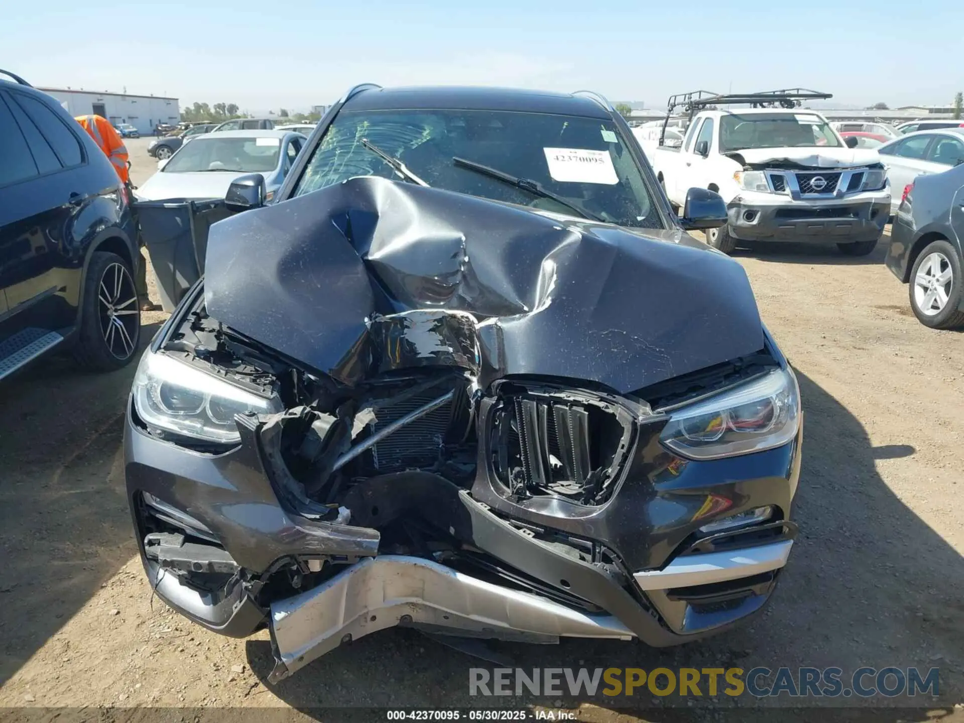 11 Photograph of a damaged car 5UXTR7C52KLE98286 BMW X3 2019