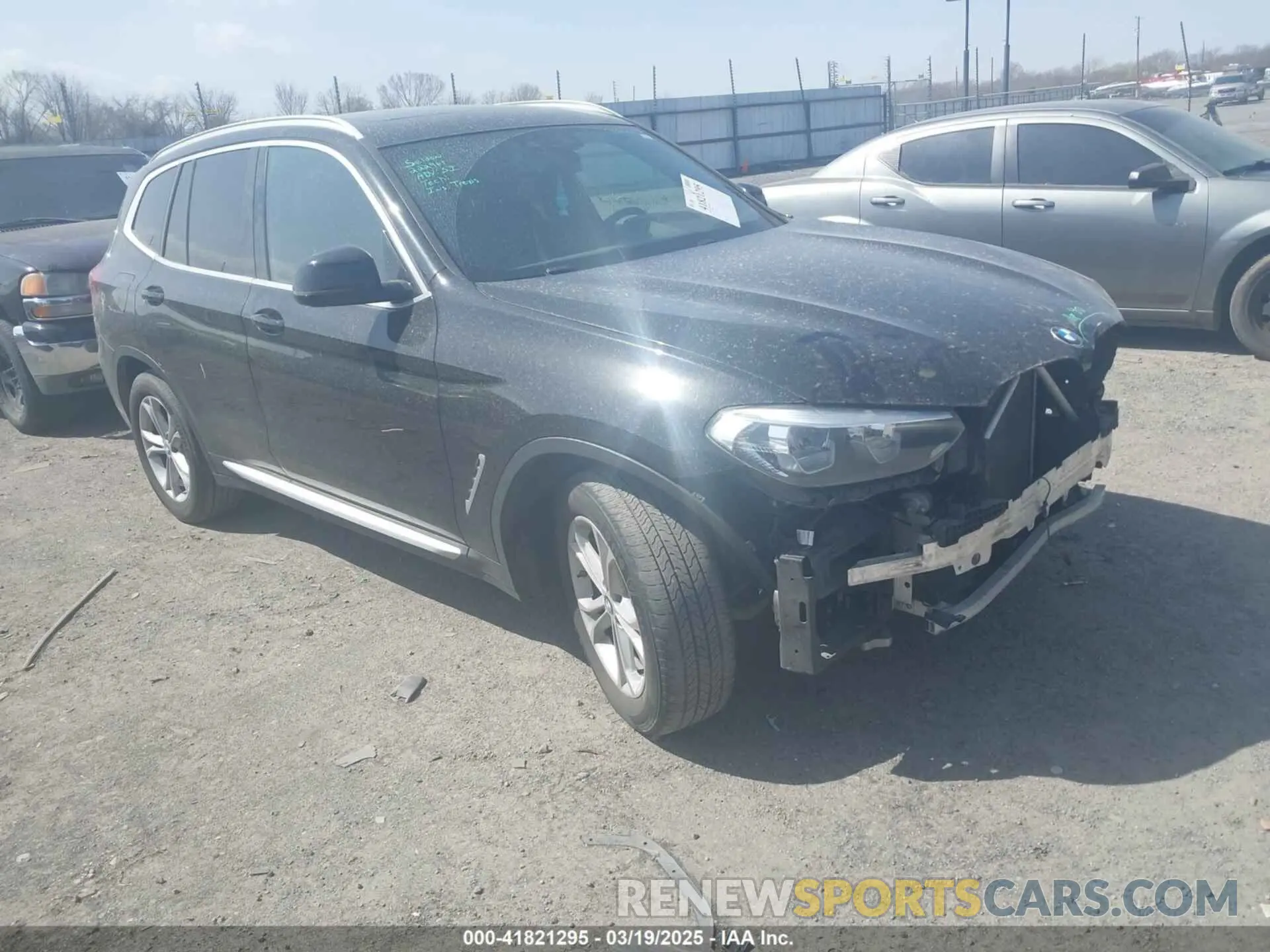 1 Photograph of a damaged car 5UXTR7C52KLF24627 BMW X3 2019