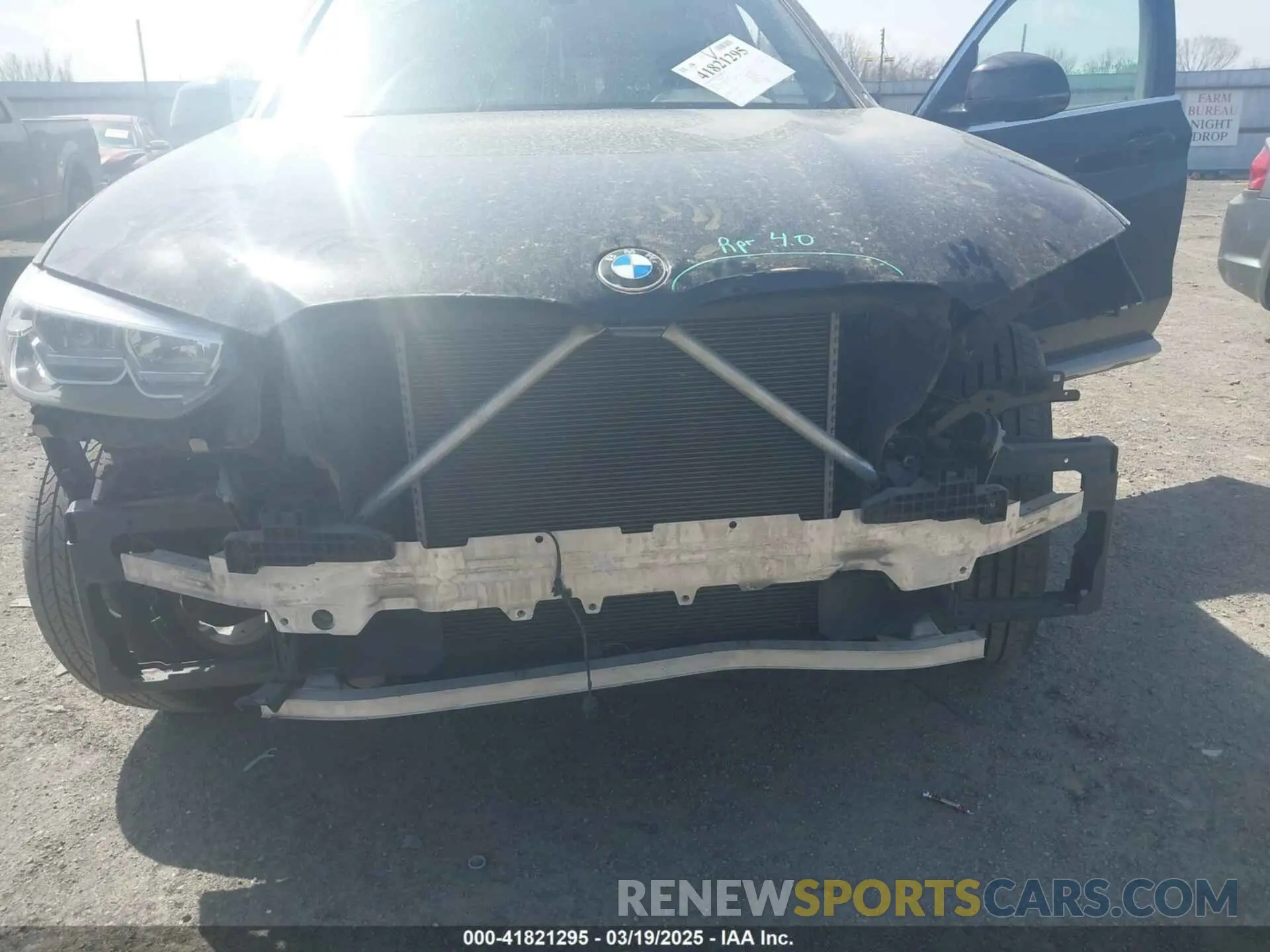17 Photograph of a damaged car 5UXTR7C52KLF24627 BMW X3 2019