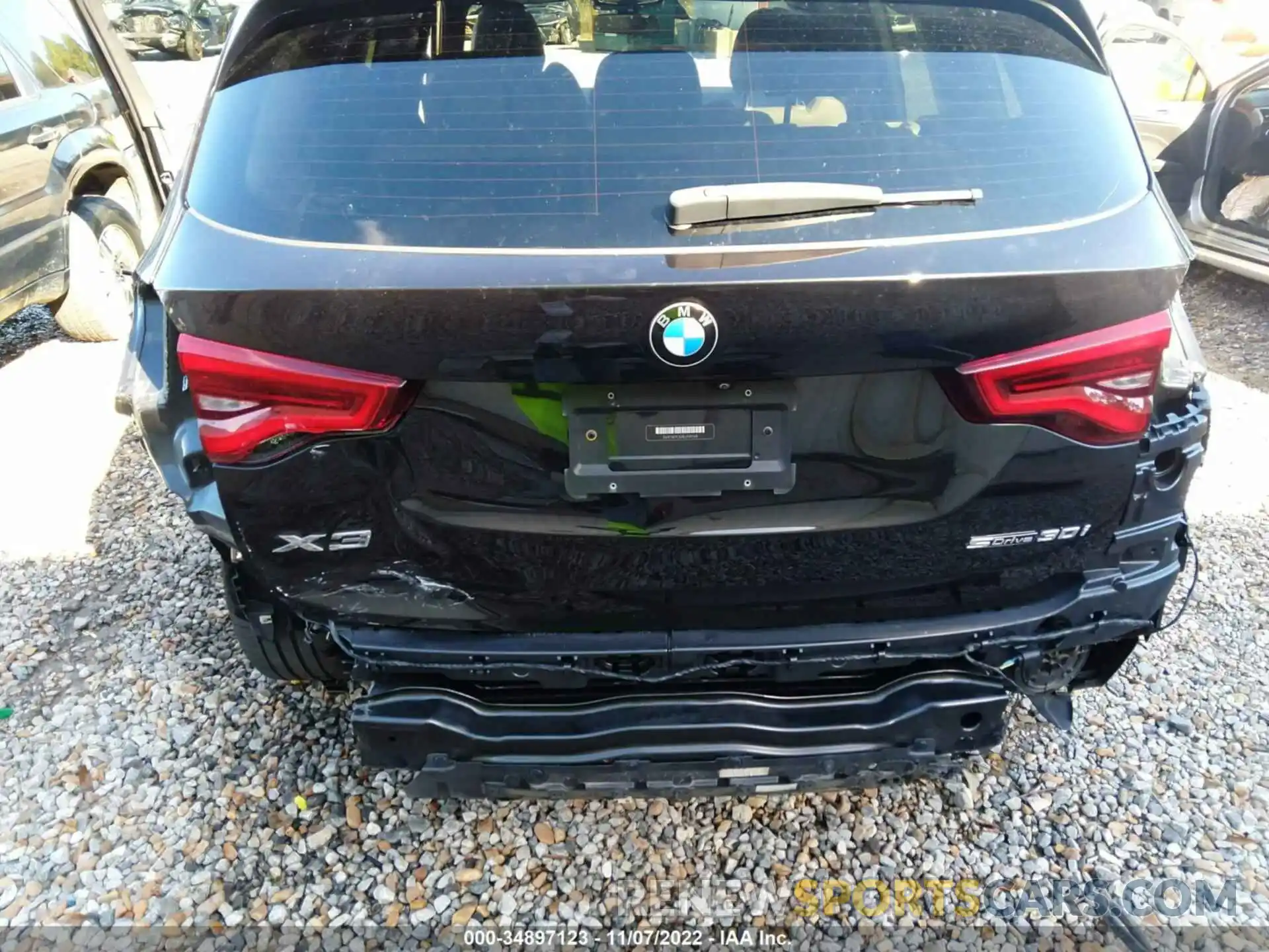 6 Photograph of a damaged car 5UXTR7C52KLF29763 BMW X3 2019