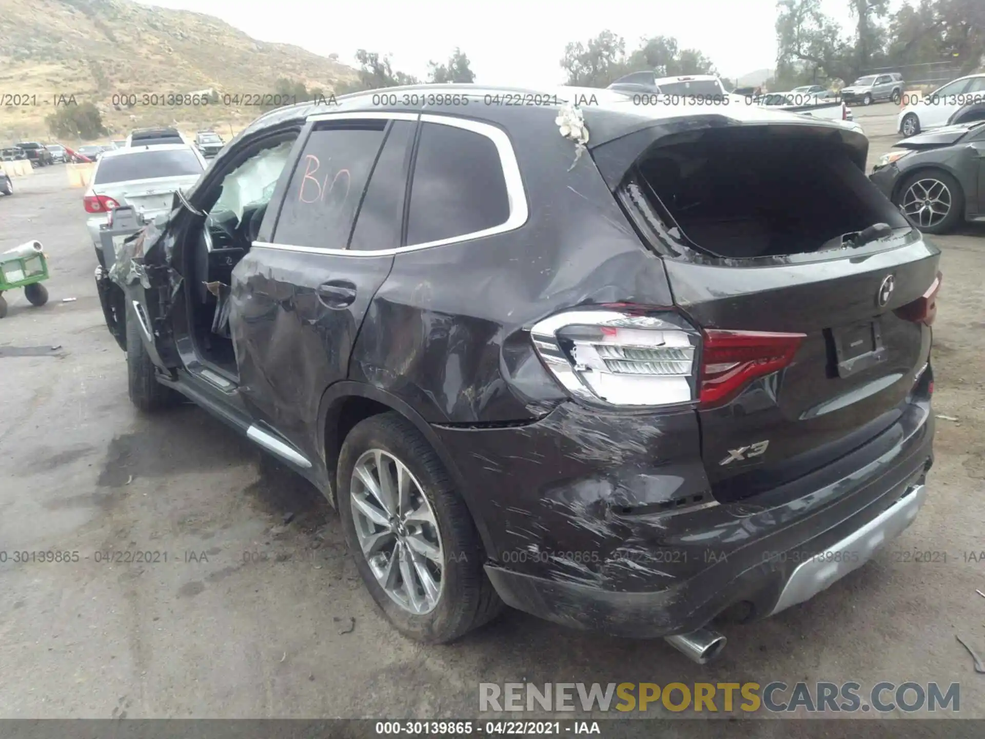 3 Photograph of a damaged car 5UXTR7C52KLF31304 BMW X3 2019