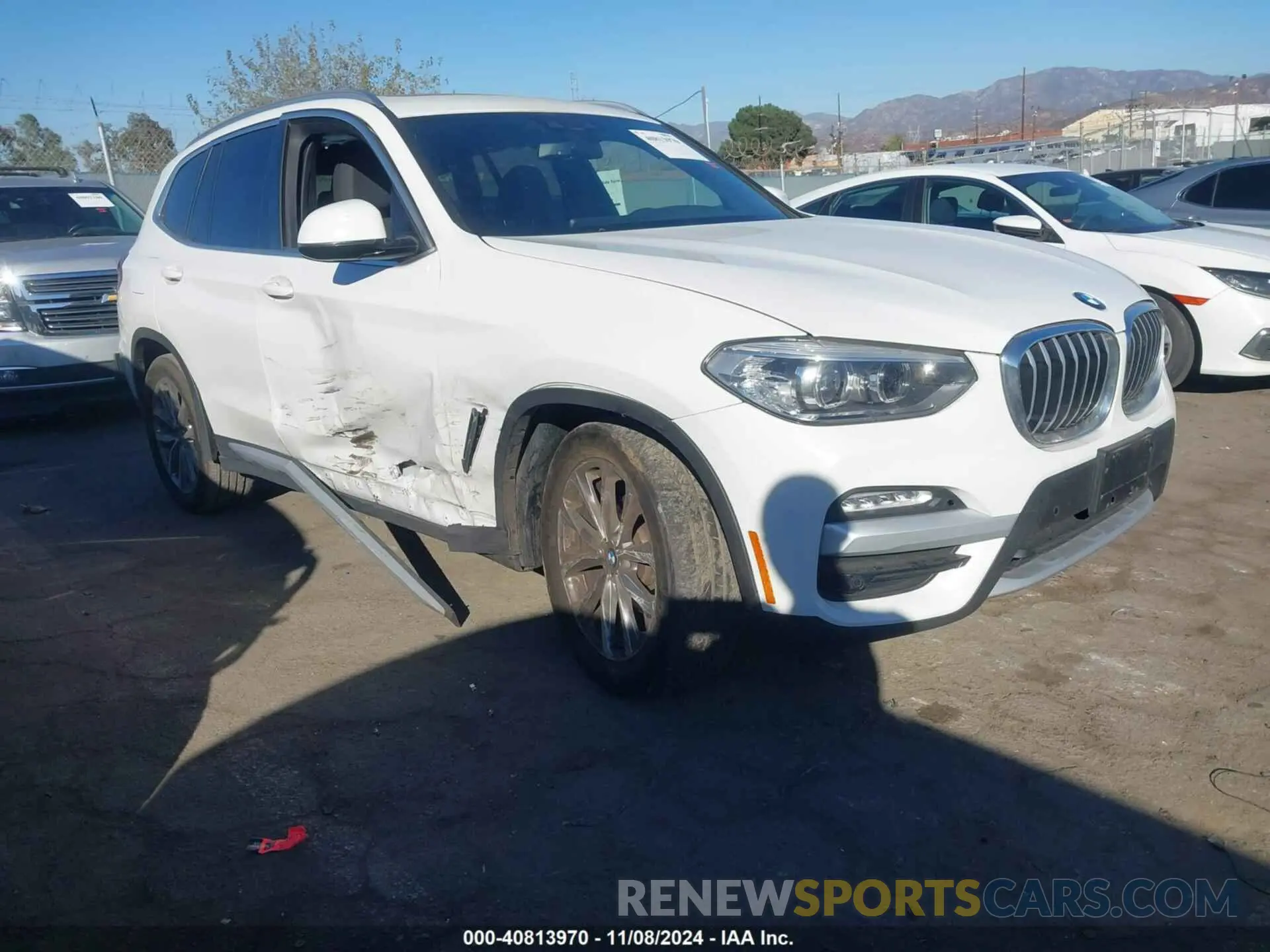 1 Photograph of a damaged car 5UXTR7C52KLF32825 BMW X3 2019