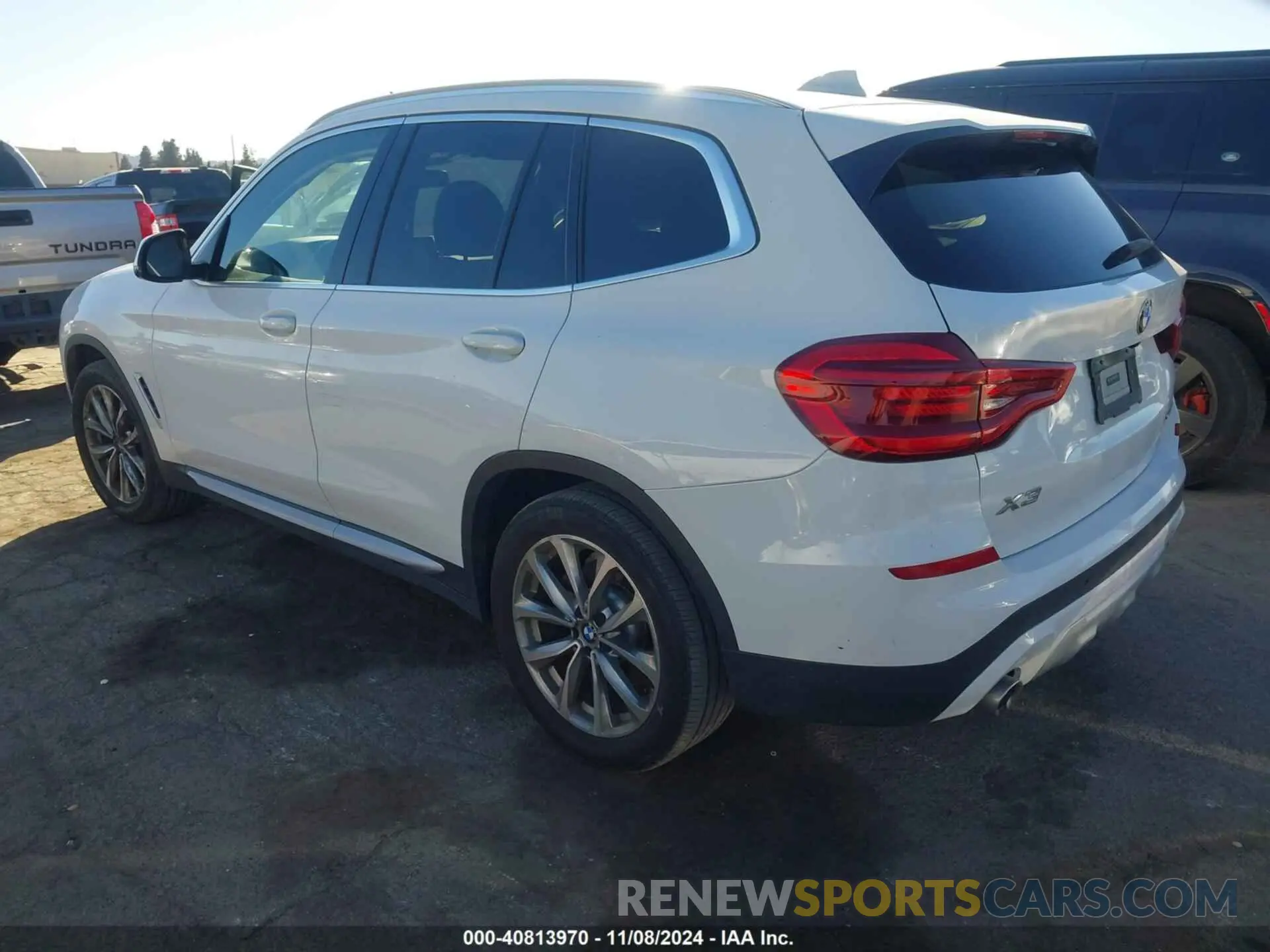 3 Photograph of a damaged car 5UXTR7C52KLF32825 BMW X3 2019
