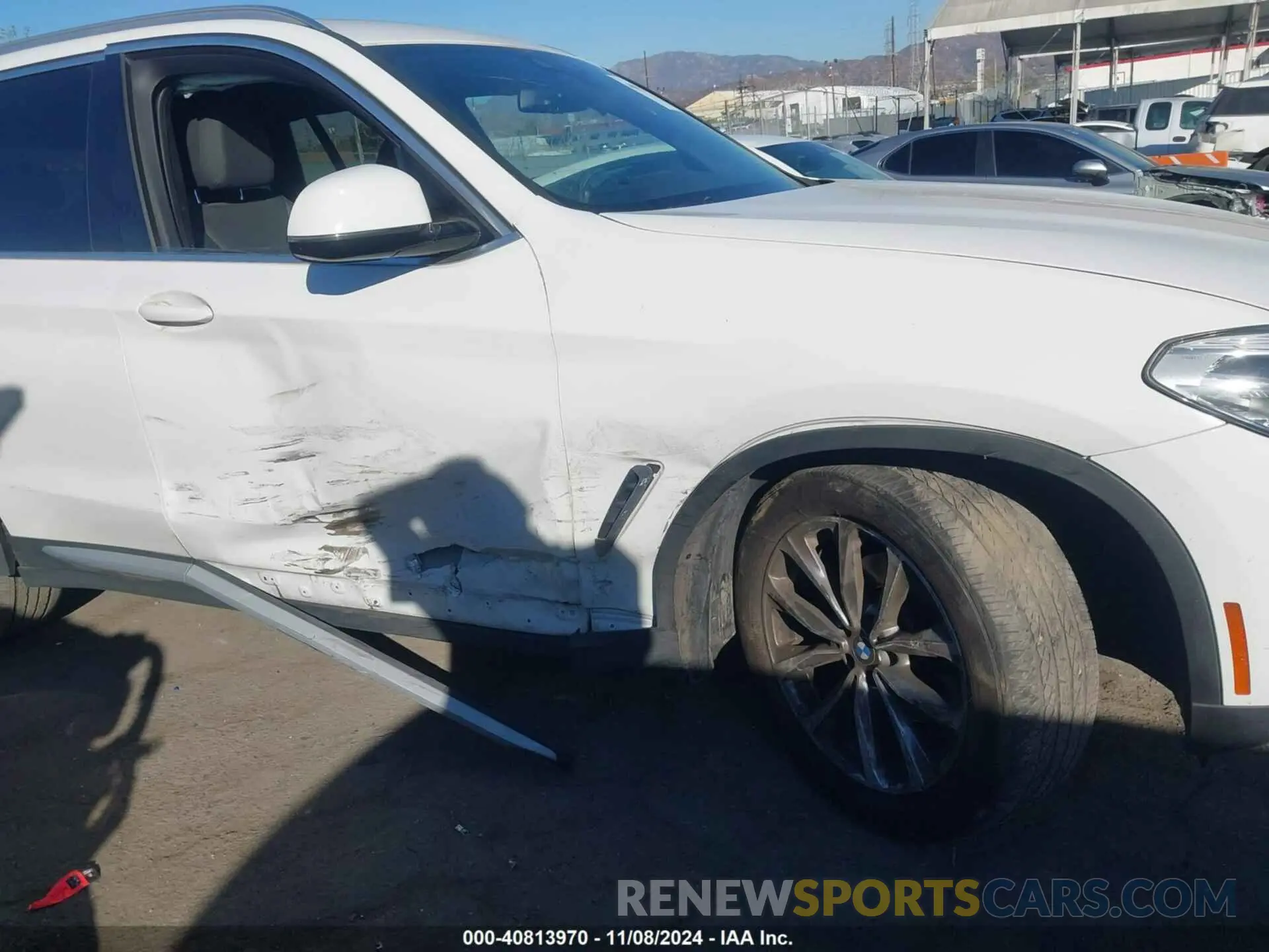 6 Photograph of a damaged car 5UXTR7C52KLF32825 BMW X3 2019