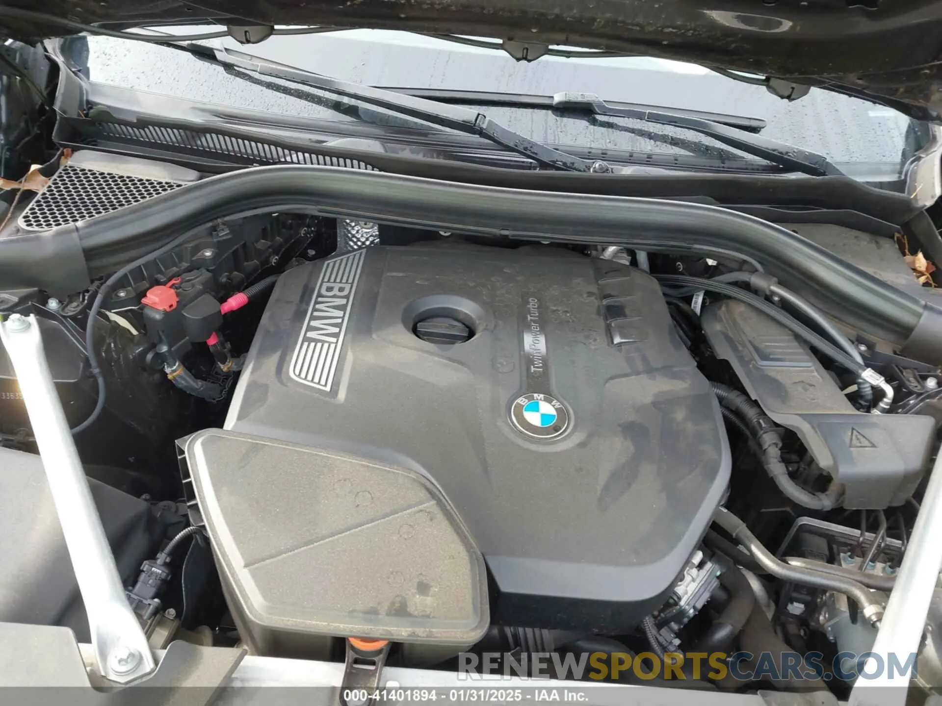 10 Photograph of a damaged car 5UXTR7C52KLF33635 BMW X3 2019