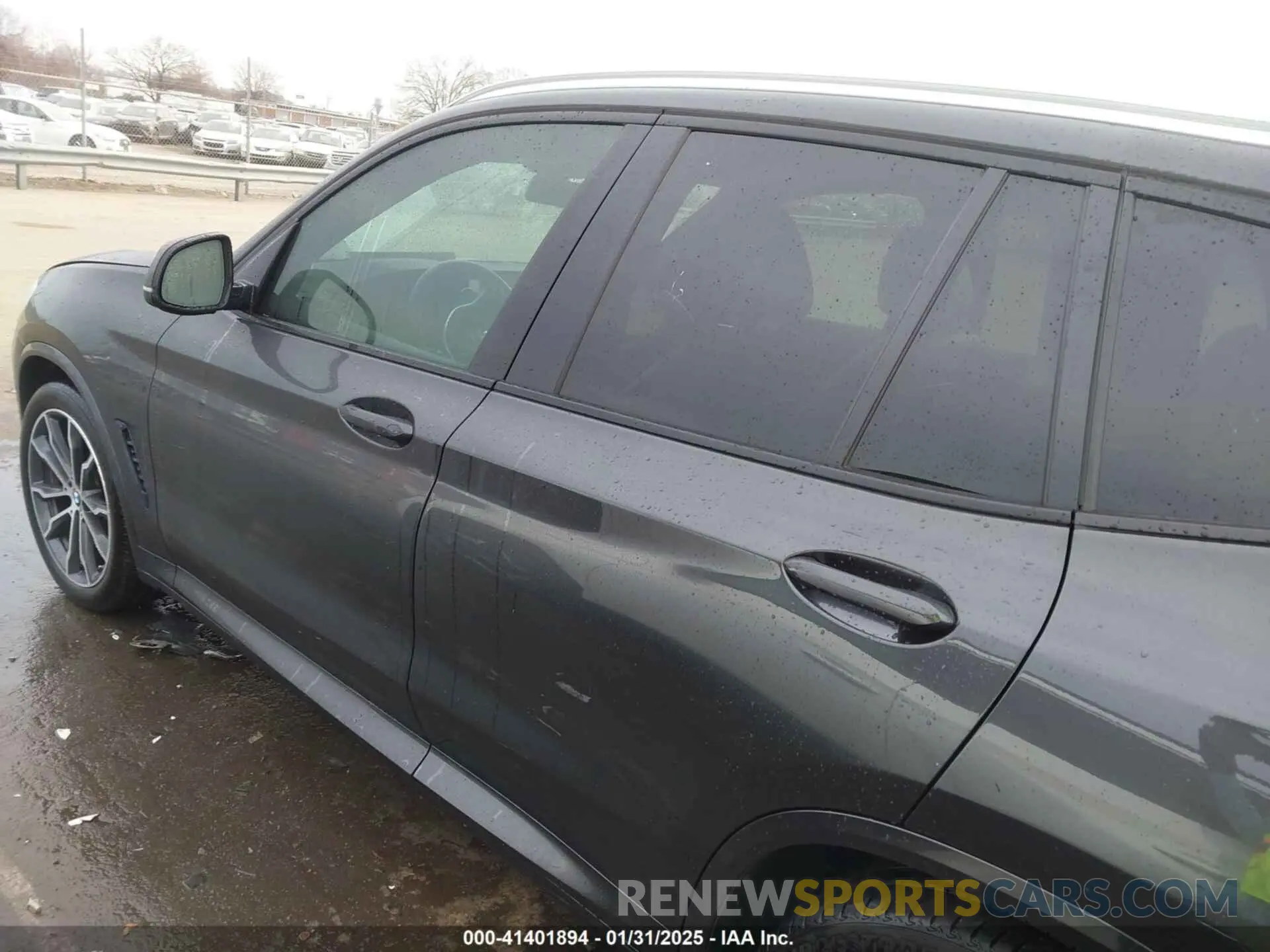 14 Photograph of a damaged car 5UXTR7C52KLF33635 BMW X3 2019