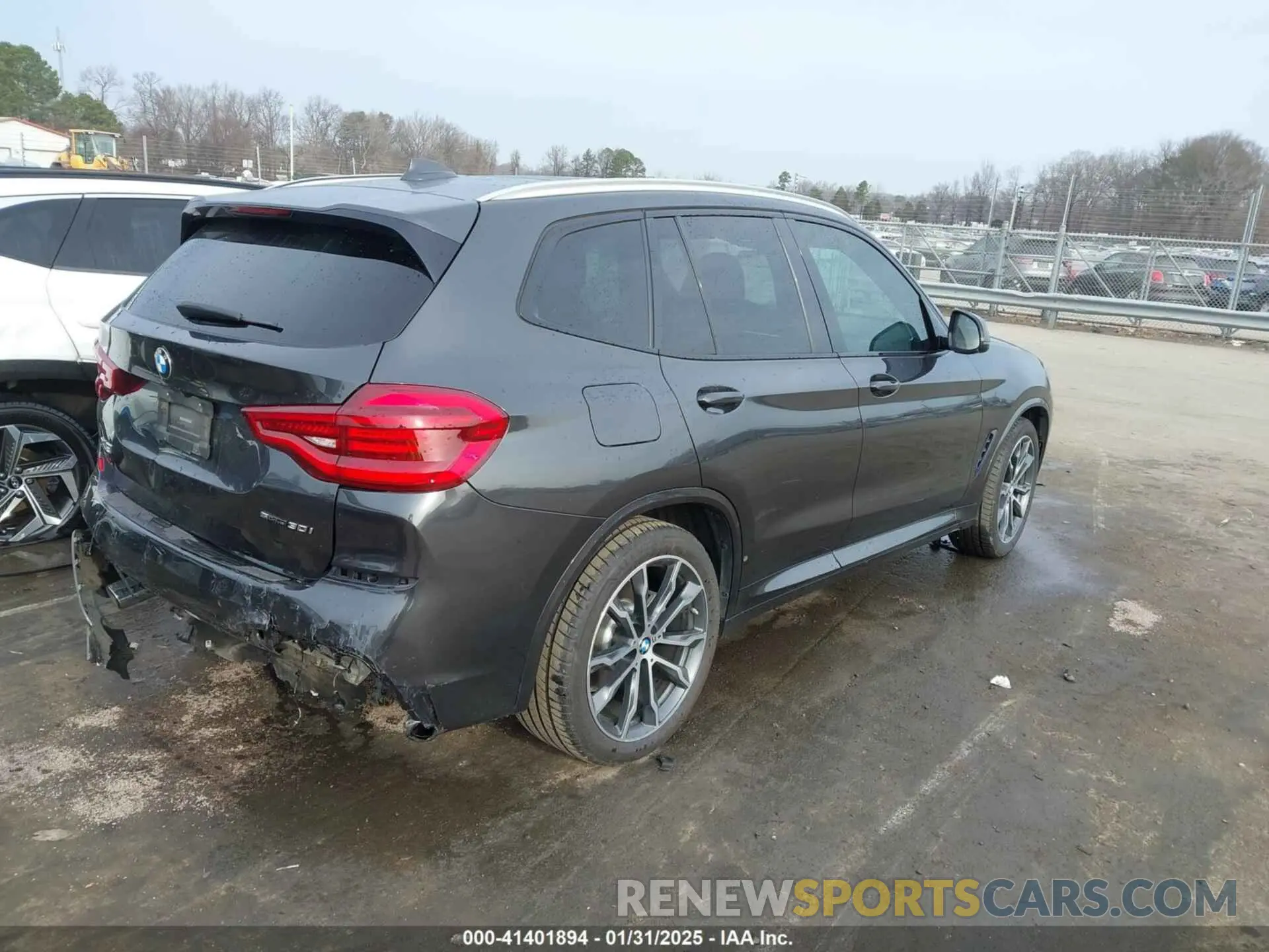 4 Photograph of a damaged car 5UXTR7C52KLF33635 BMW X3 2019