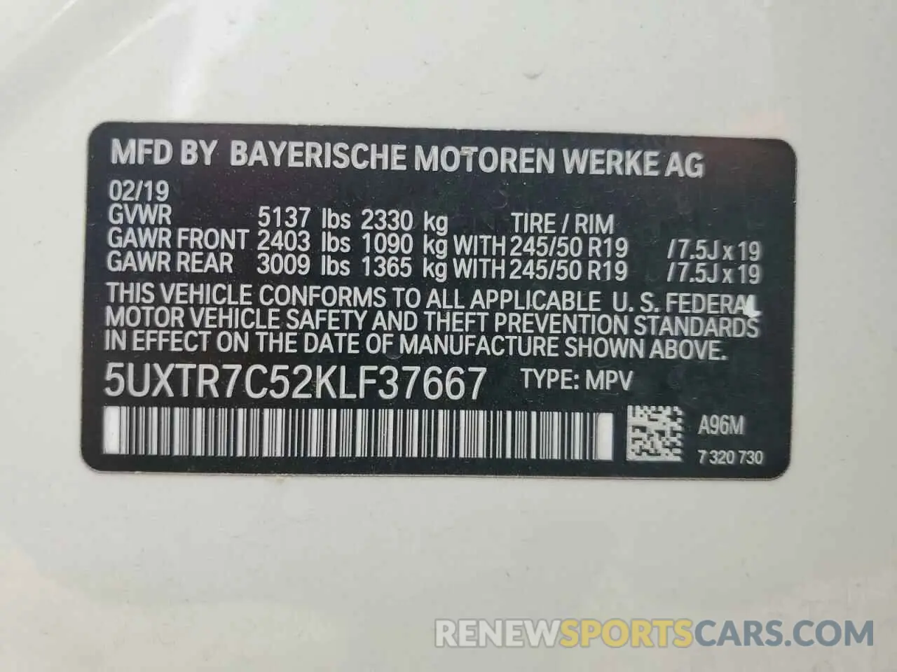 13 Photograph of a damaged car 5UXTR7C52KLF37667 BMW X3 2019
