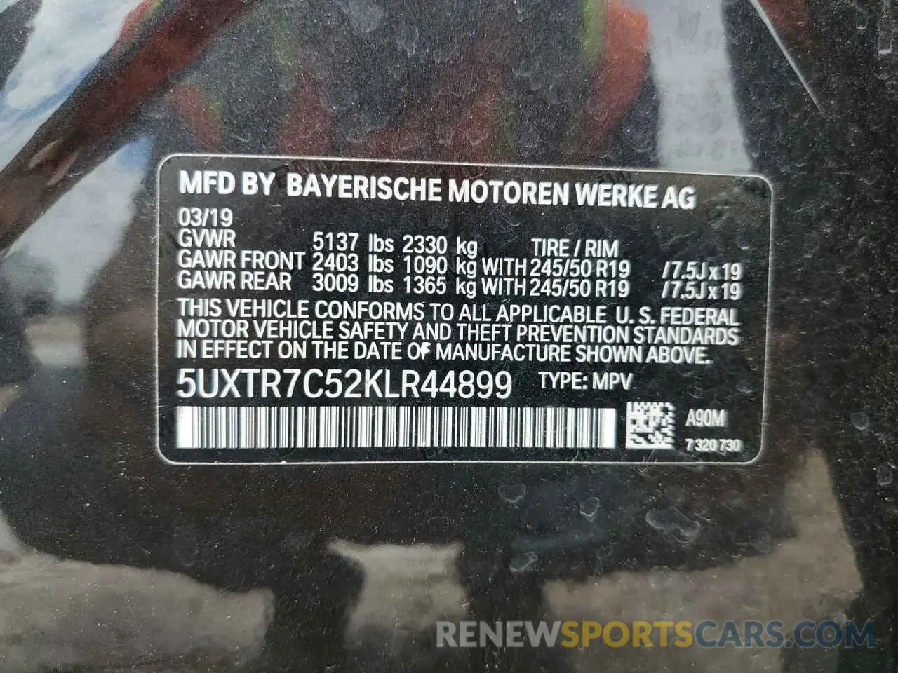 14 Photograph of a damaged car 5UXTR7C52KLR44899 BMW X3 2019