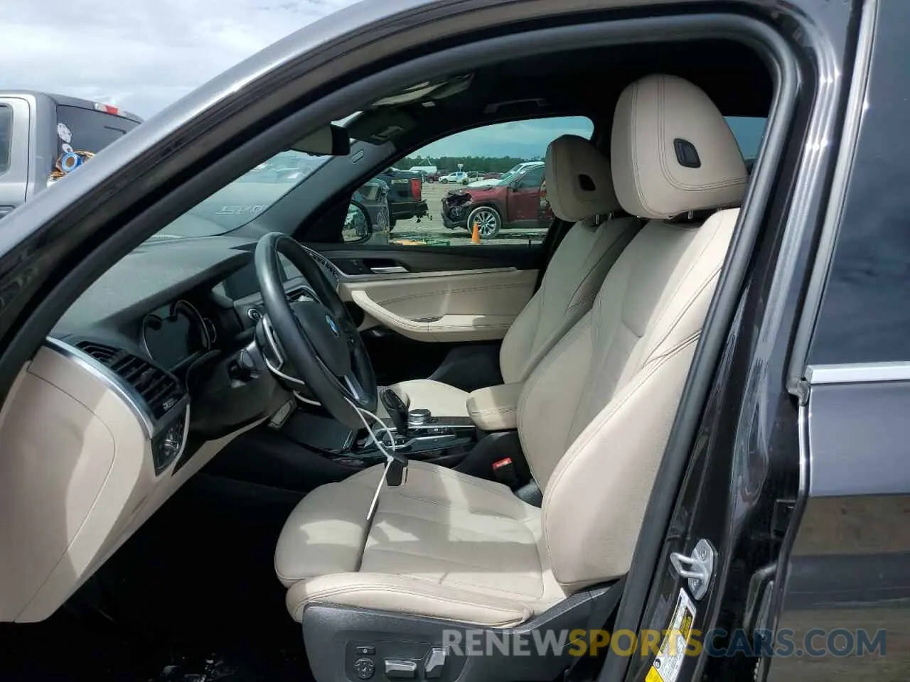 7 Photograph of a damaged car 5UXTR7C52KLR44899 BMW X3 2019