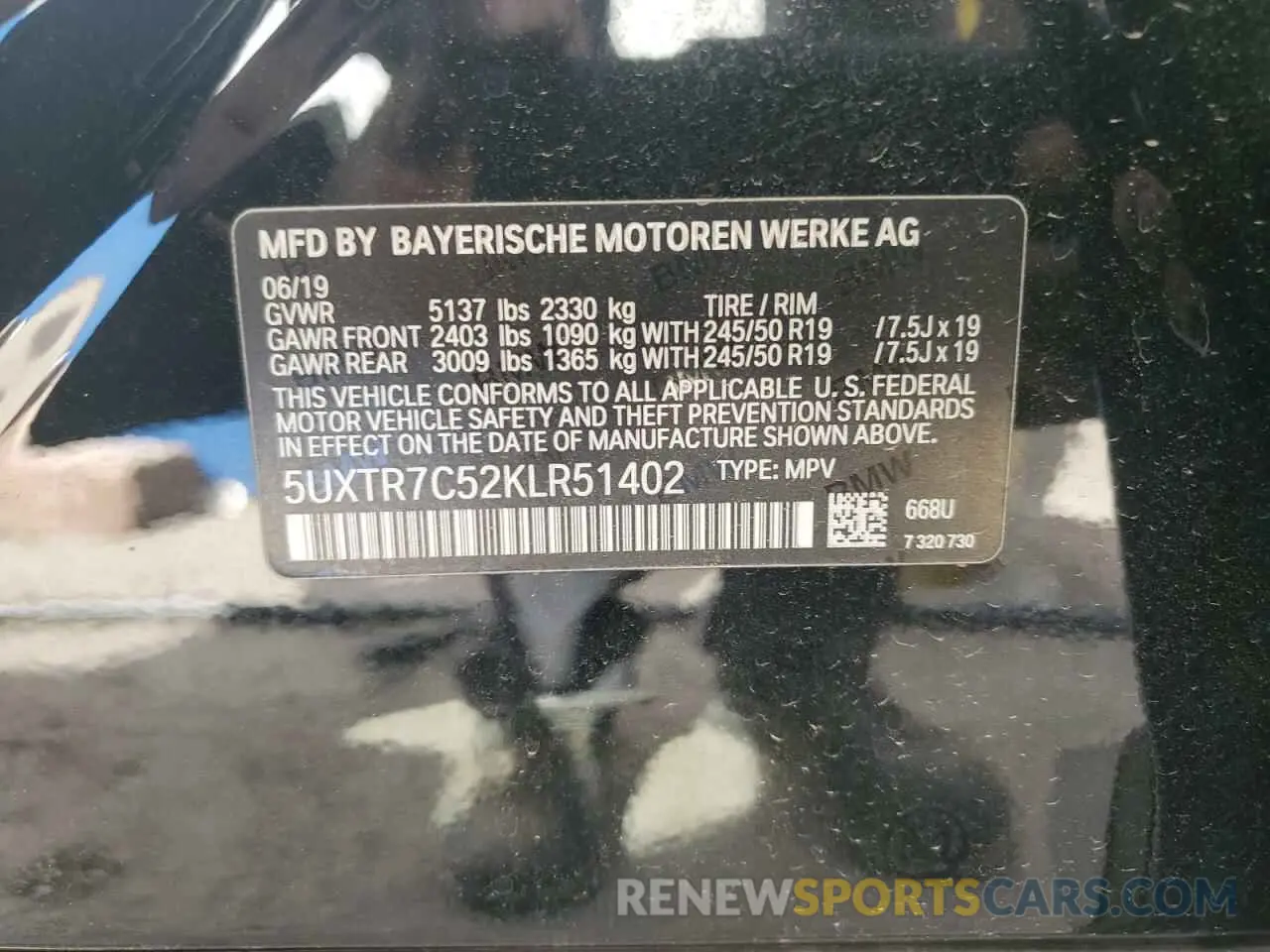 13 Photograph of a damaged car 5UXTR7C52KLR51402 BMW X3 2019