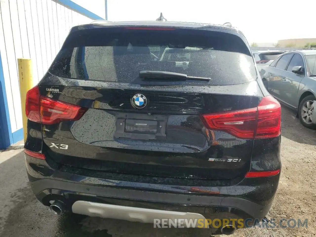 6 Photograph of a damaged car 5UXTR7C52KLR51402 BMW X3 2019
