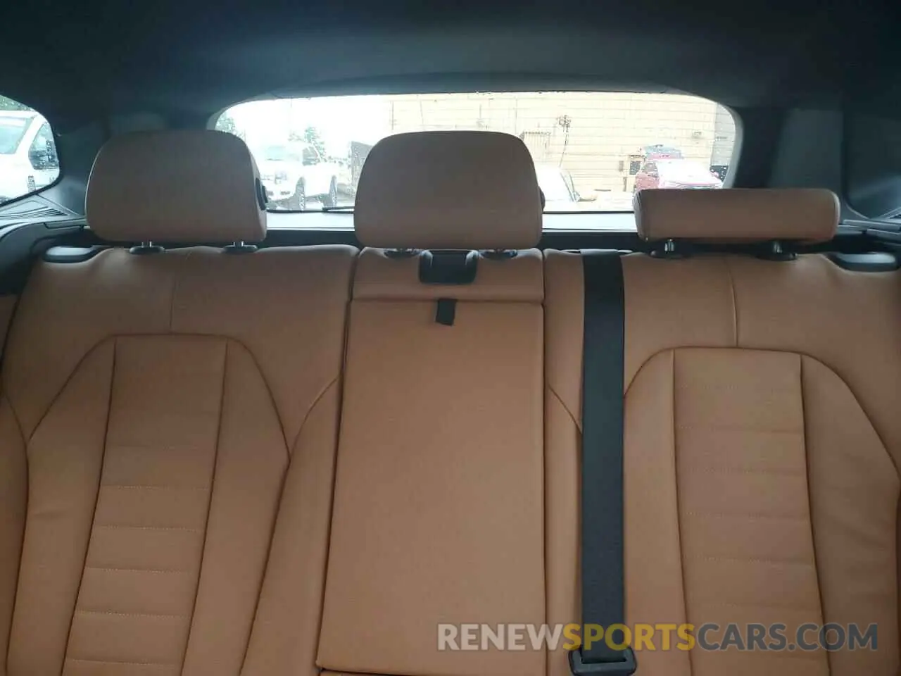 10 Photograph of a damaged car 5UXTR7C52KLR53523 BMW X3 2019