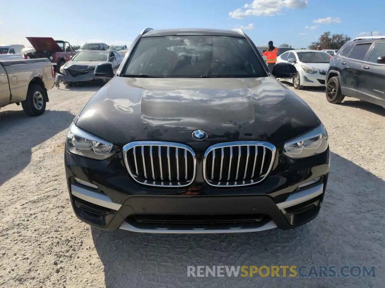 5 Photograph of a damaged car 5UXTR7C53KLF26872 BMW X3 2019