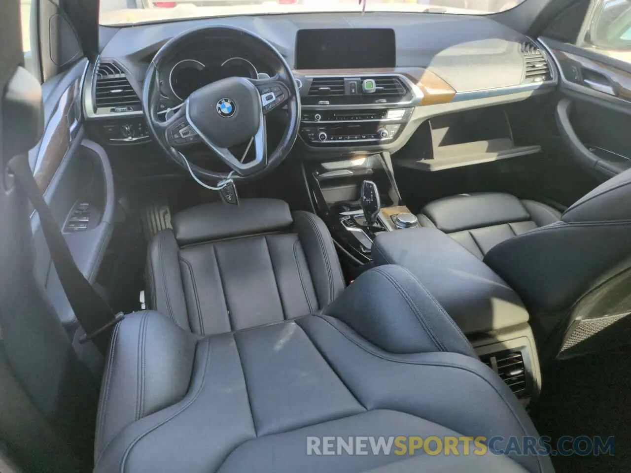 8 Photograph of a damaged car 5UXTR7C53KLF26872 BMW X3 2019