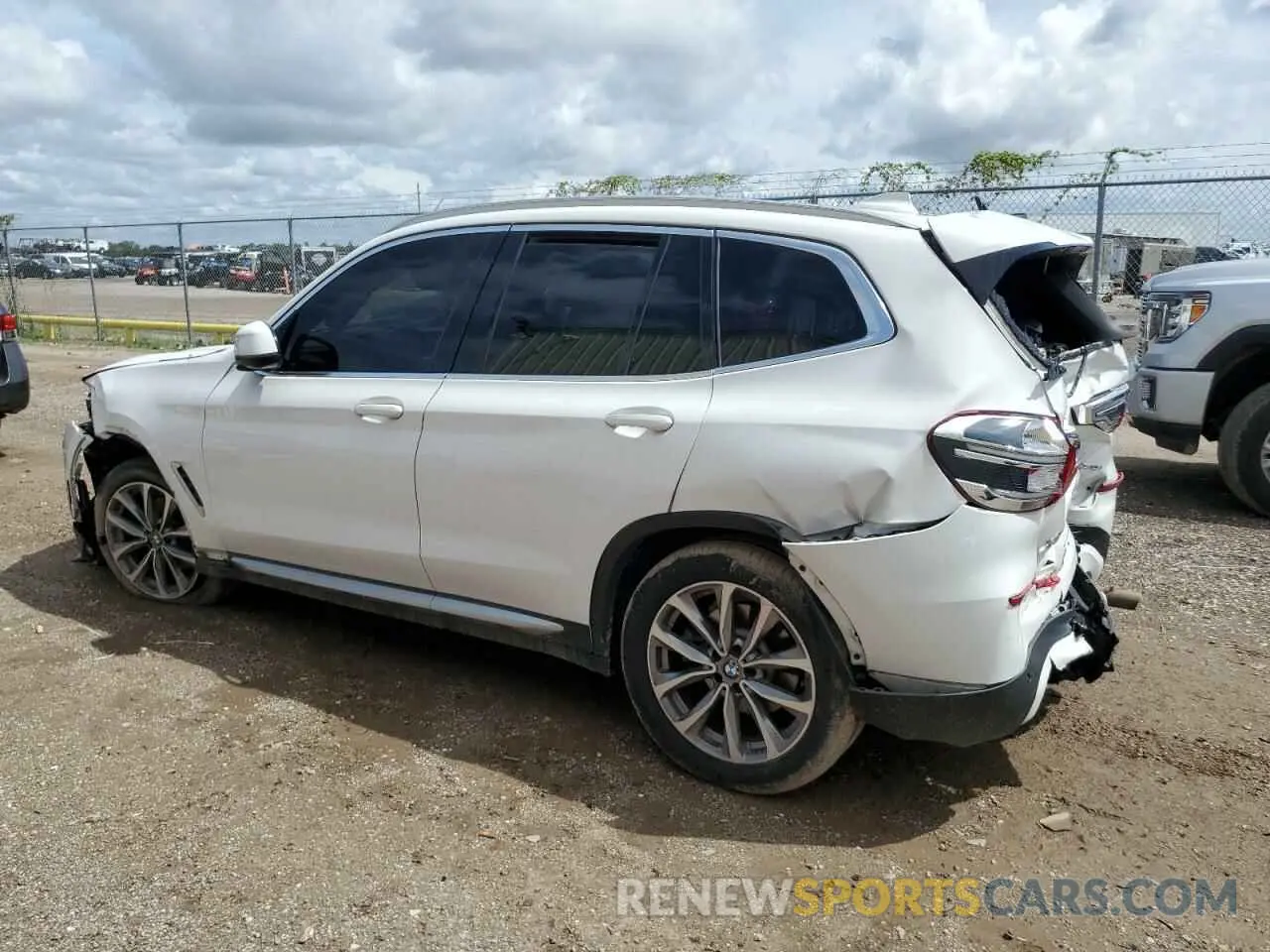 2 Photograph of a damaged car 5UXTR7C53KLF28962 BMW X3 2019