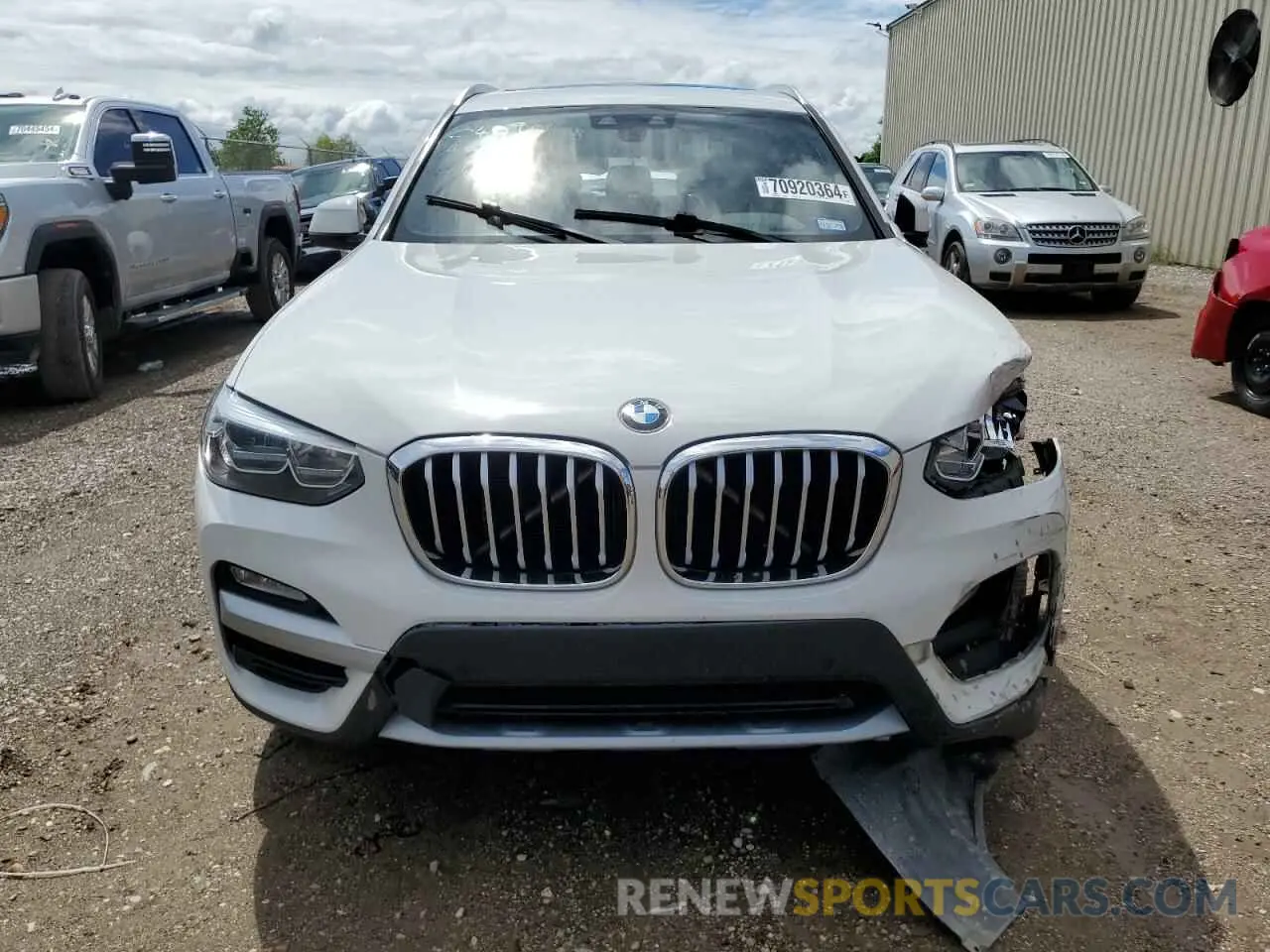 5 Photograph of a damaged car 5UXTR7C53KLF28962 BMW X3 2019