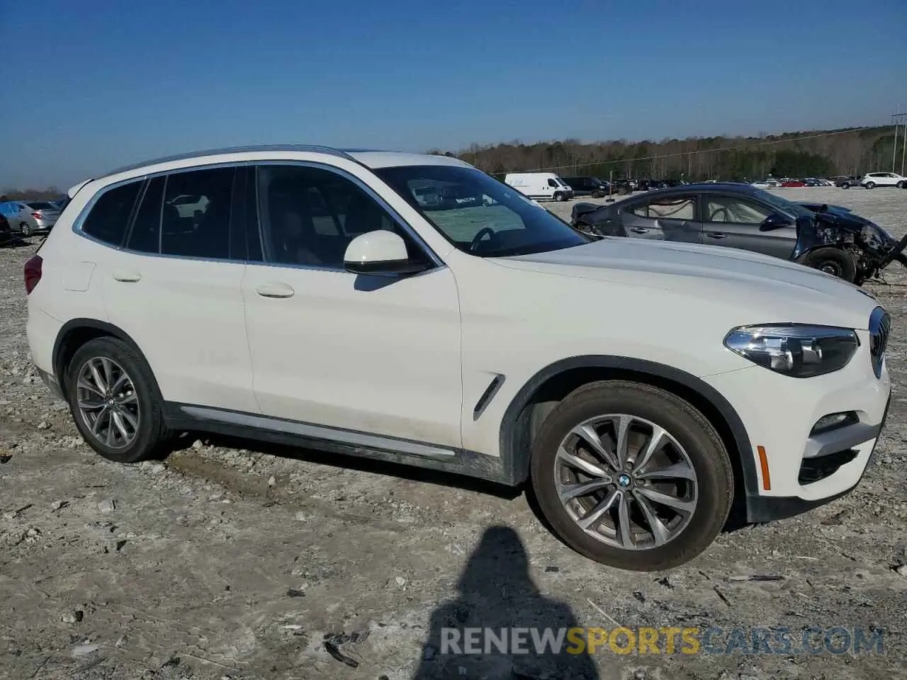 4 Photograph of a damaged car 5UXTR7C53KLF31182 BMW X3 2019