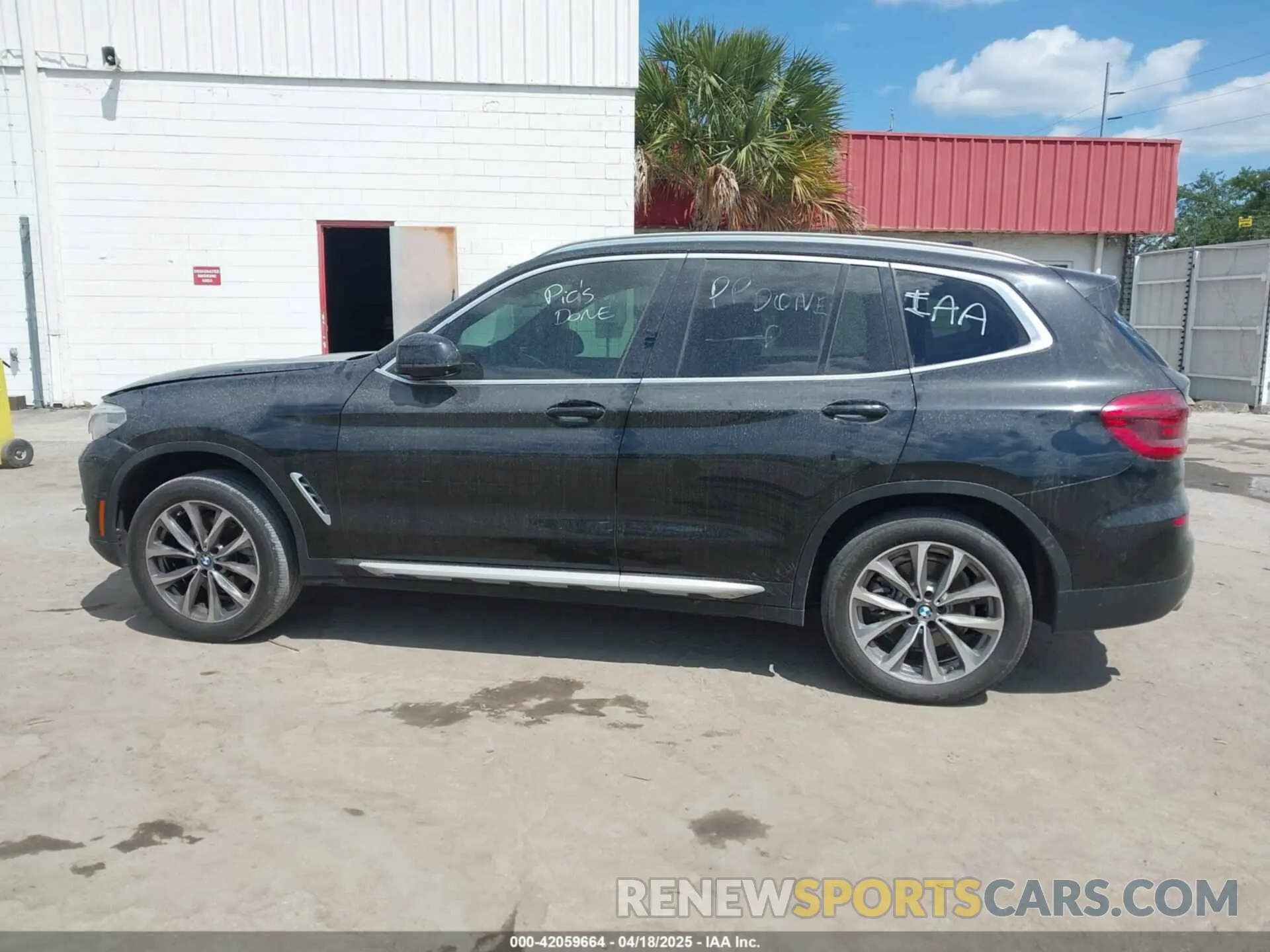 13 Photograph of a damaged car 5UXTR7C53KLR45382 BMW X3 2019