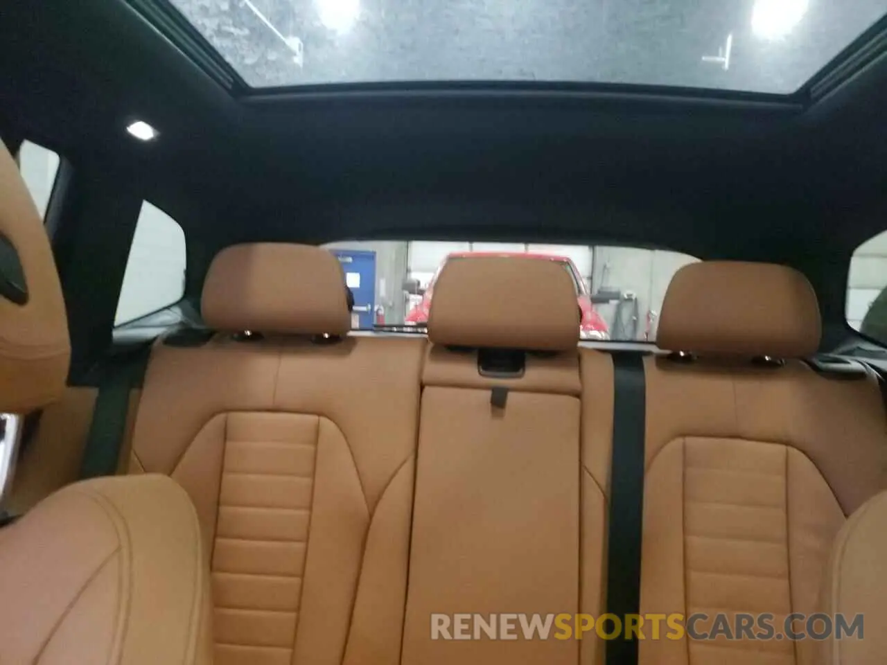 10 Photograph of a damaged car 5UXTR7C53KLR49786 BMW X3 2019