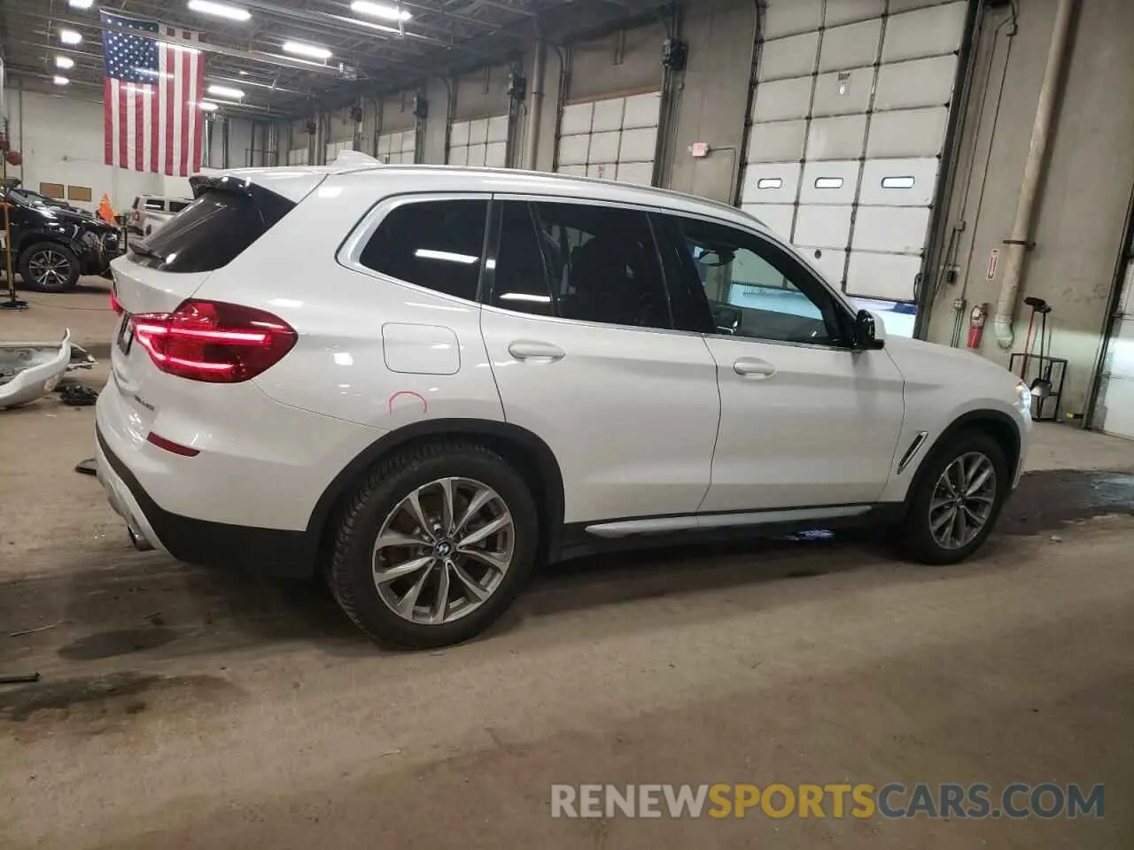 3 Photograph of a damaged car 5UXTR7C53KLR49786 BMW X3 2019