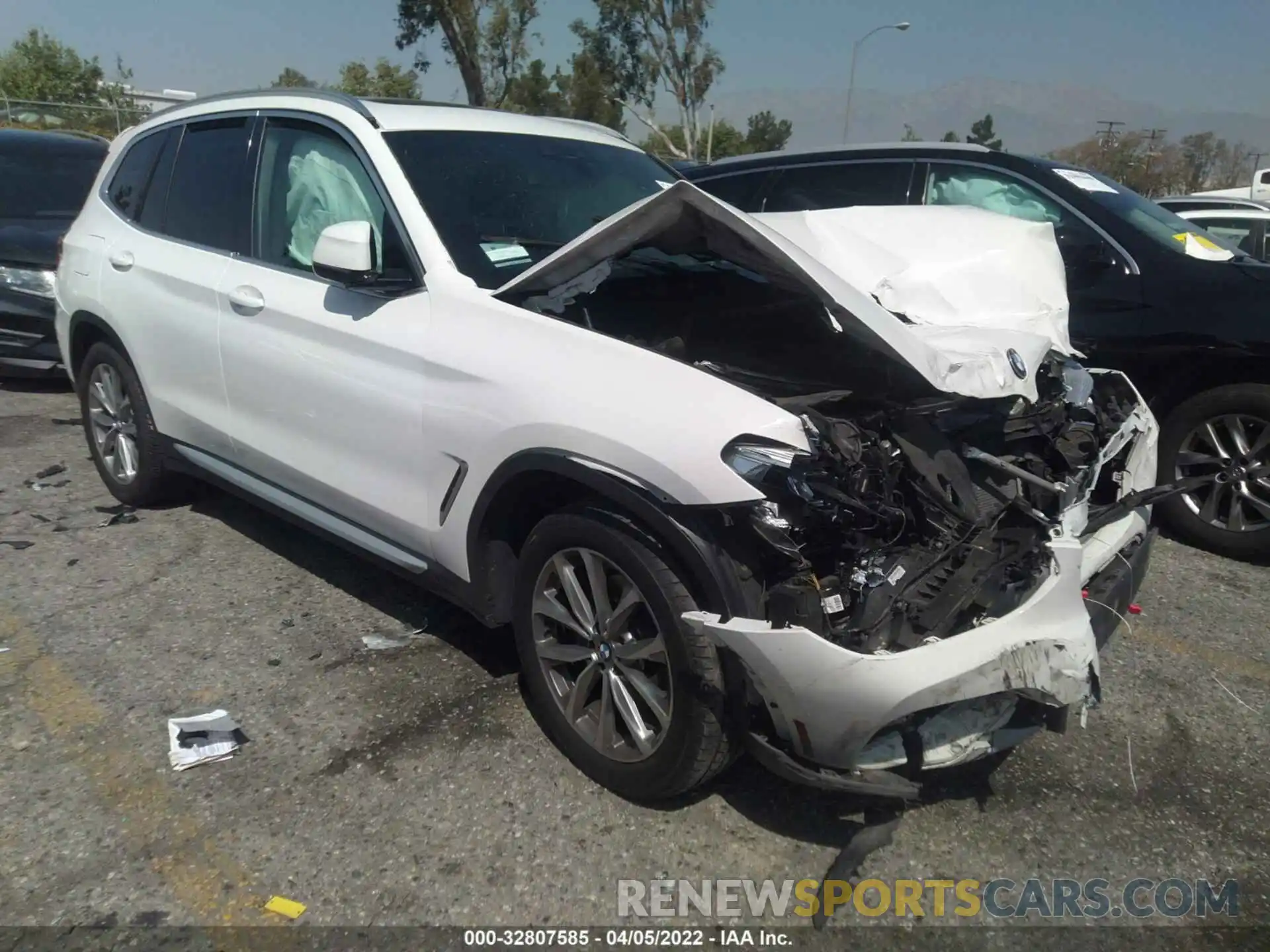 1 Photograph of a damaged car 5UXTR7C54KLE98659 BMW X3 2019