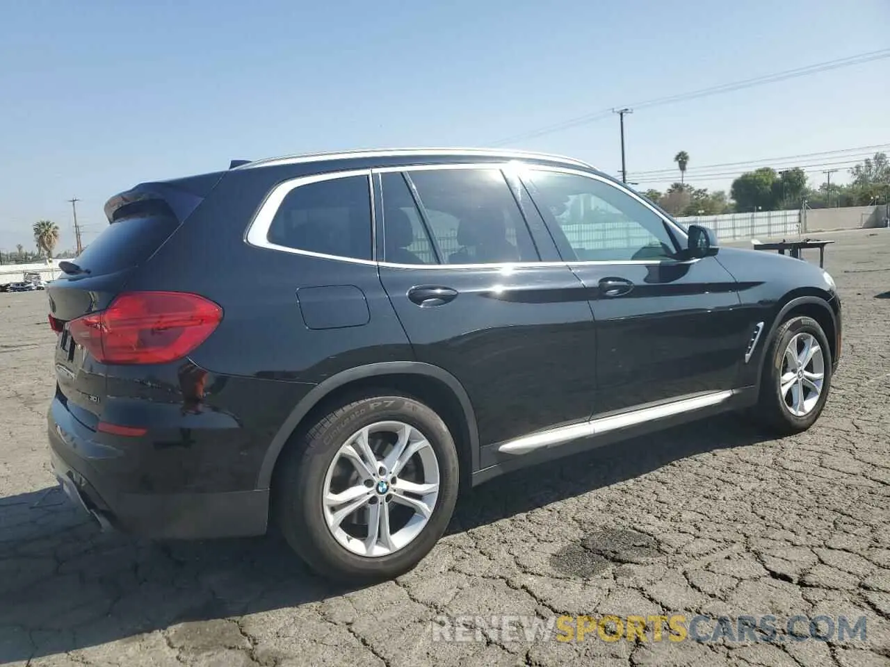 3 Photograph of a damaged car 5UXTR7C54KLF24340 BMW X3 2019