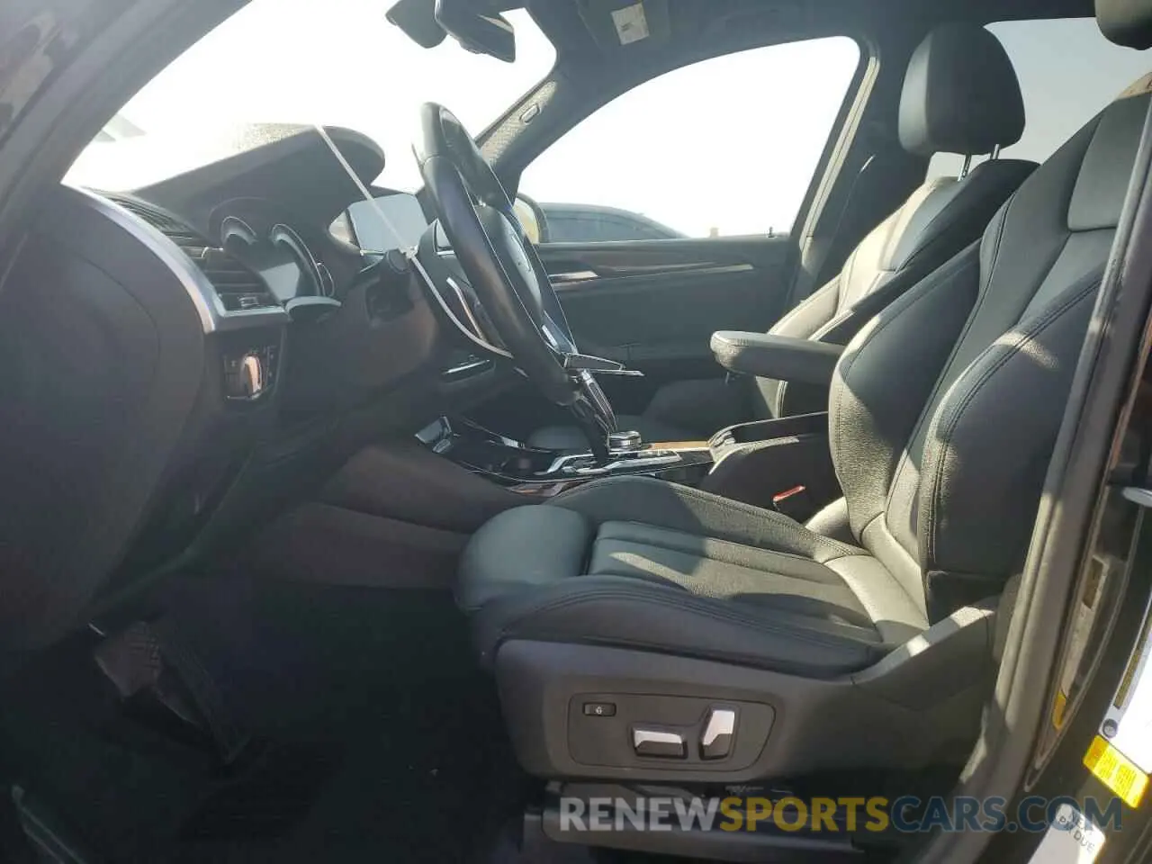 7 Photograph of a damaged car 5UXTR7C54KLF24340 BMW X3 2019