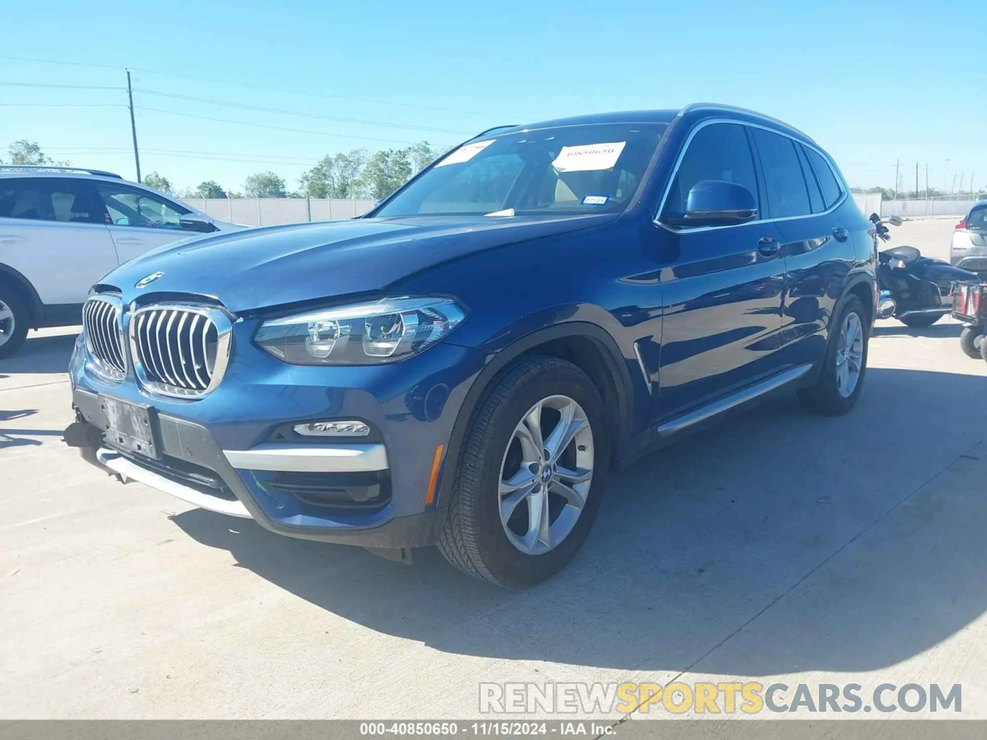 2 Photograph of a damaged car 5UXTR7C54KLF30400 BMW X3 2019