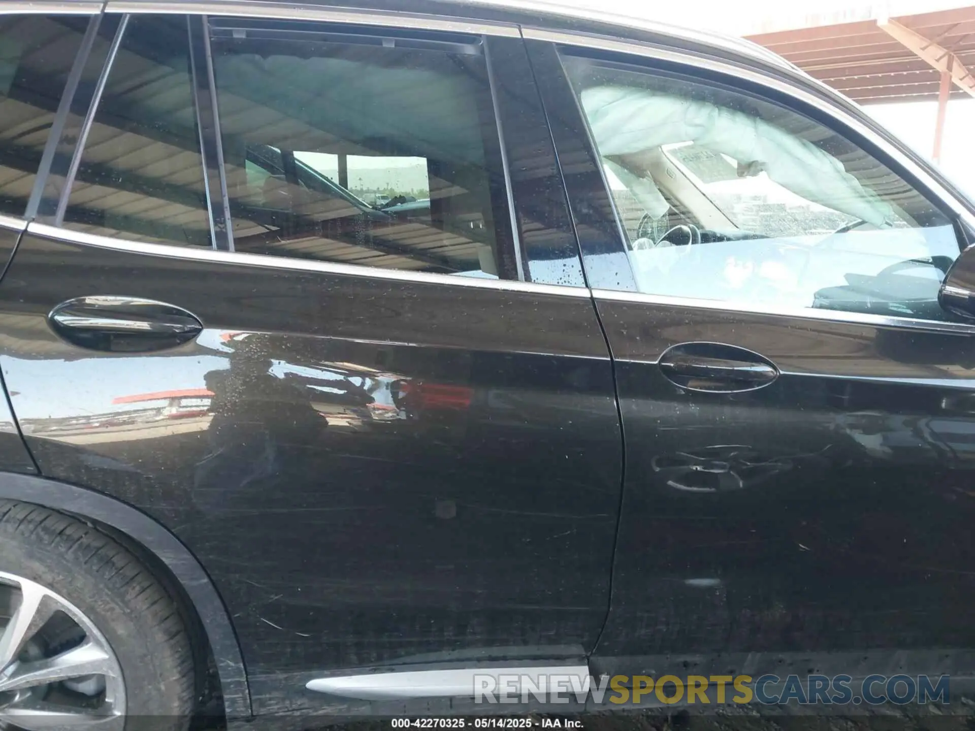 13 Photograph of a damaged car 5UXTR7C54KLF32275 BMW X3 2019