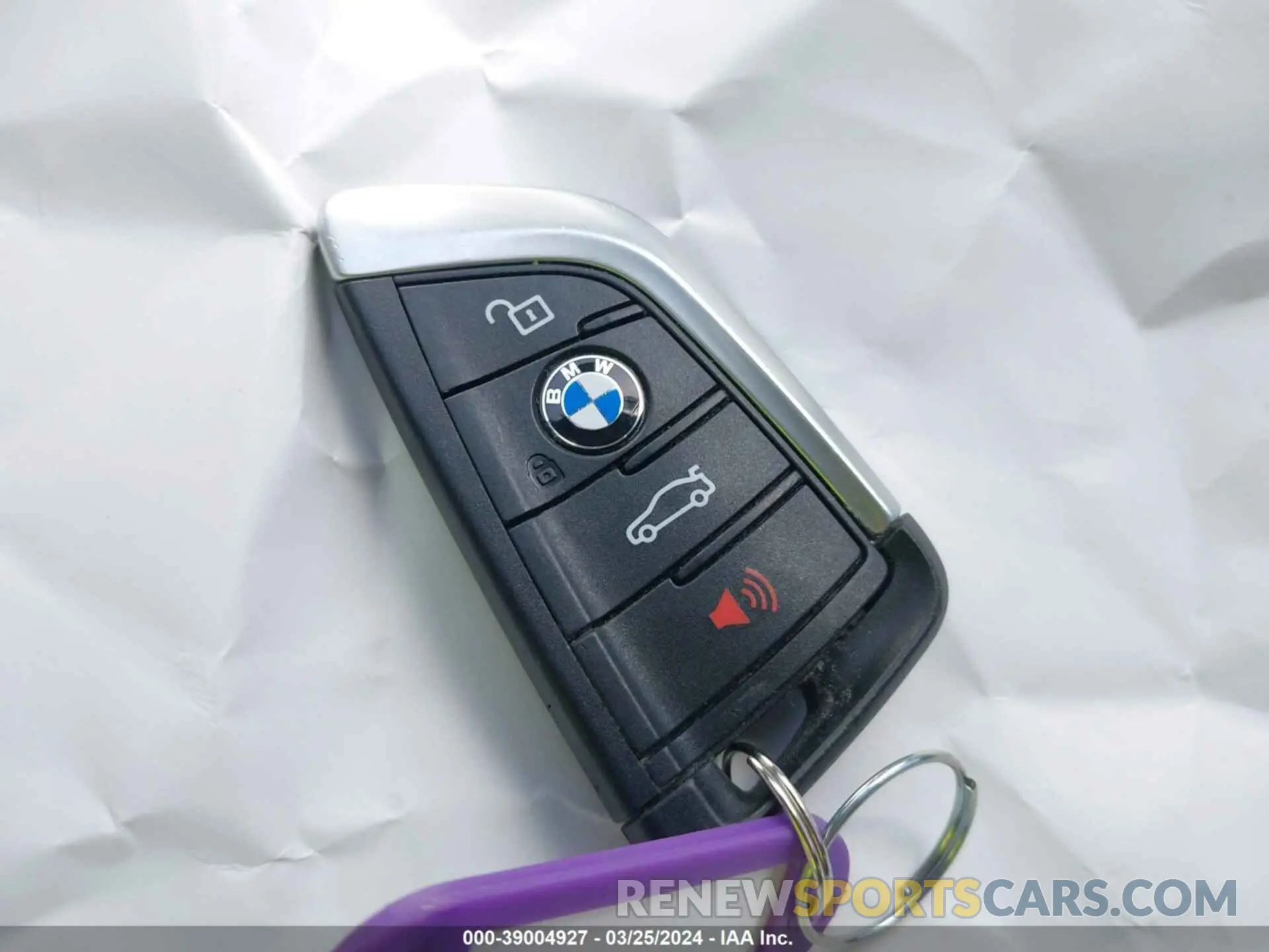 11 Photograph of a damaged car 5UXTR7C54KLF33667 BMW X3 2019