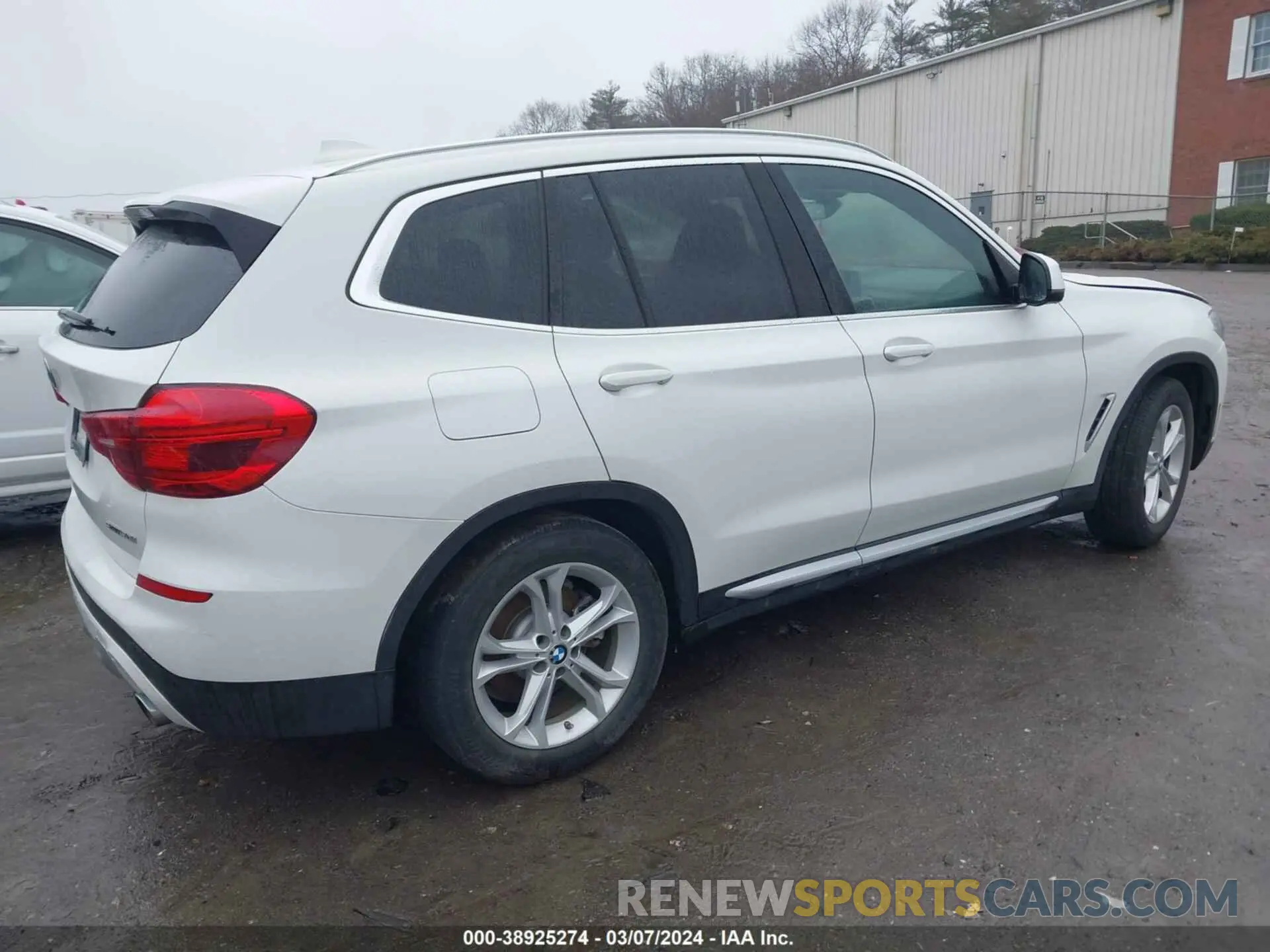 4 Photograph of a damaged car 5UXTR7C54KLF36116 BMW X3 2019