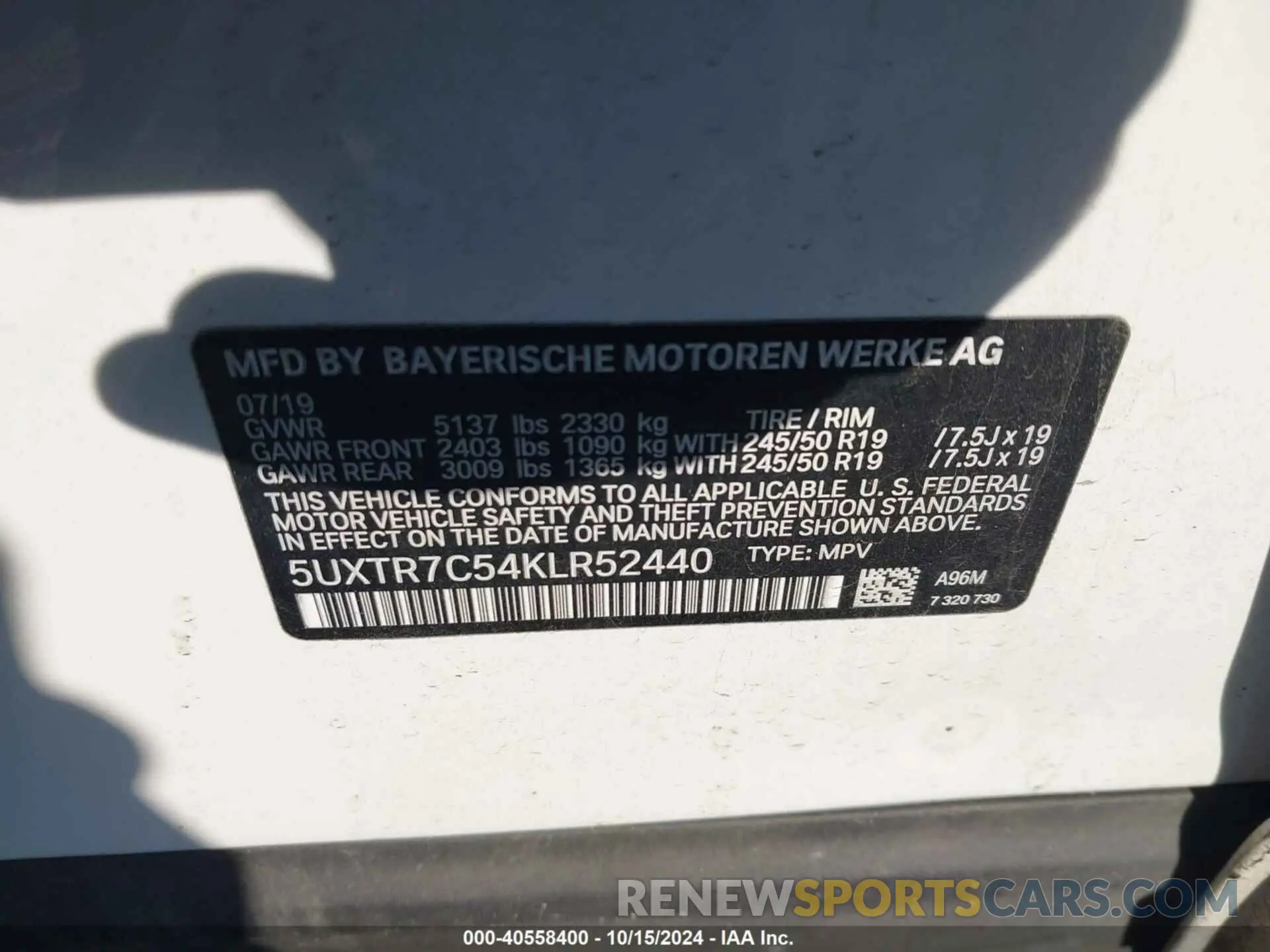 9 Photograph of a damaged car 5UXTR7C54KLR52440 BMW X3 2019
