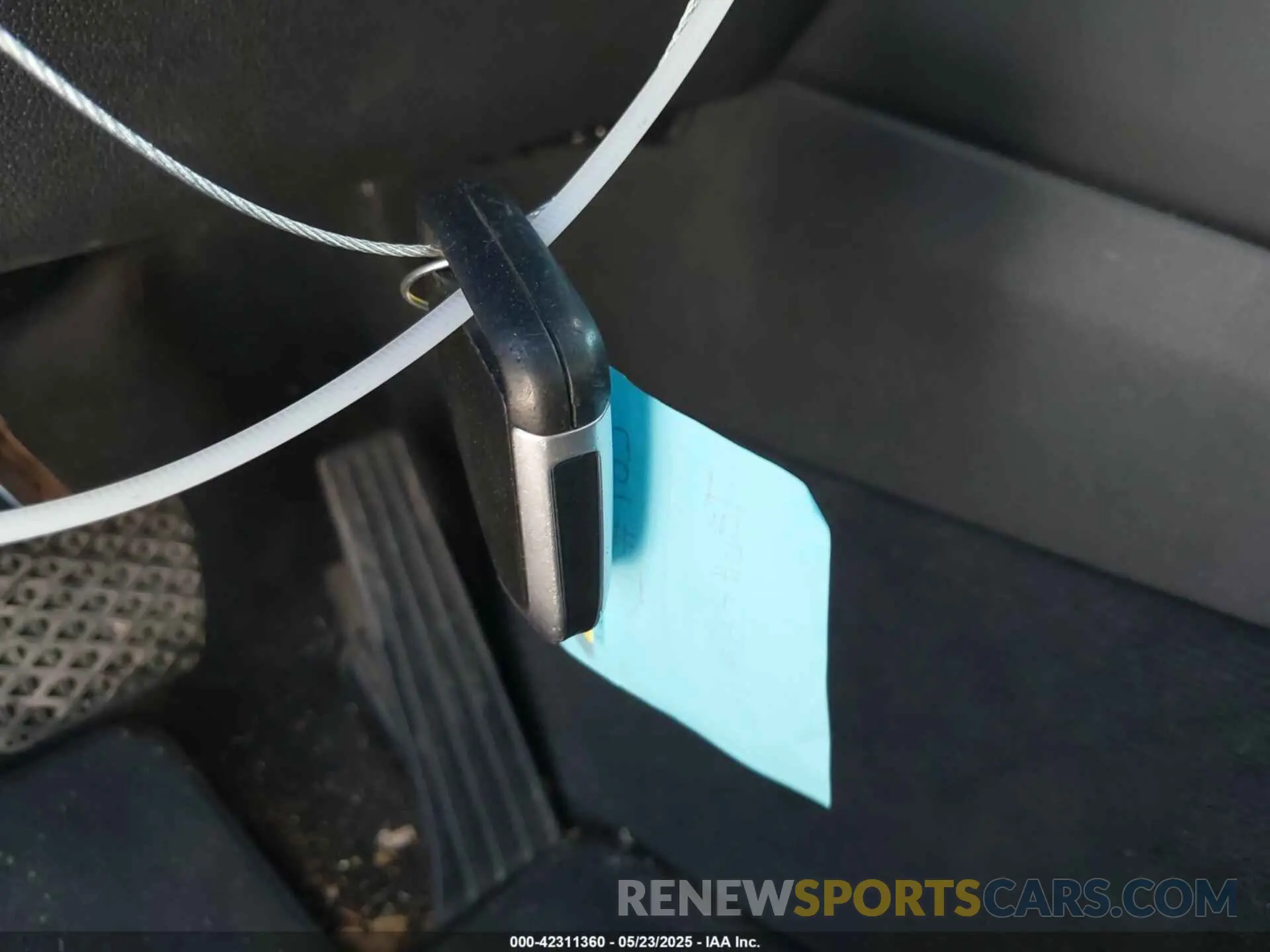 11 Photograph of a damaged car 5UXTR7C55KLE93583 BMW X3 2019