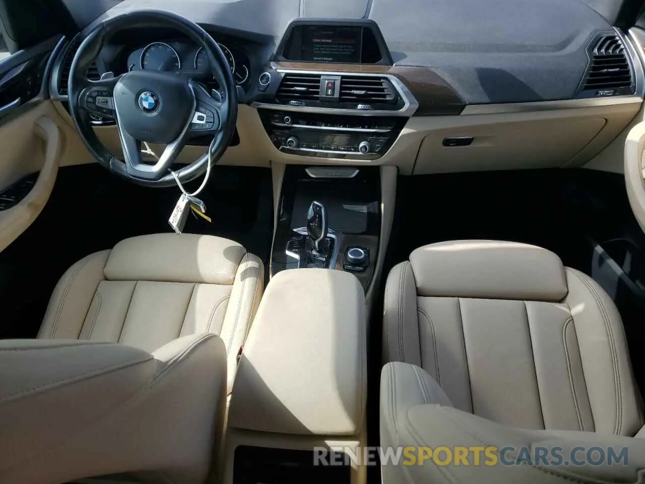 8 Photograph of a damaged car 5UXTR7C55KLE93812 BMW X3 2019